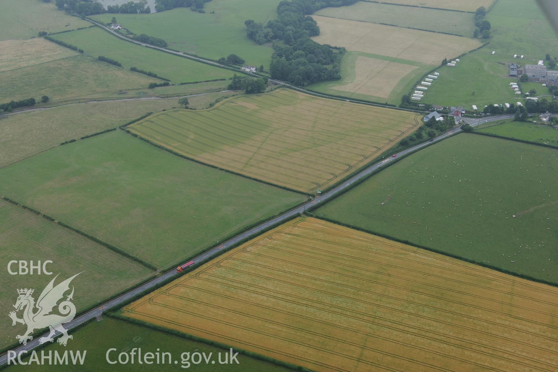 Walton Roman Camp III & Walton palisaded enclosure, near the Wales-England border, south west of Presteigne. Oblique aerial photograph taken during the Royal Commission?s programme of archaeological aerial reconnaissance by Toby Driver on 1st August 2013.