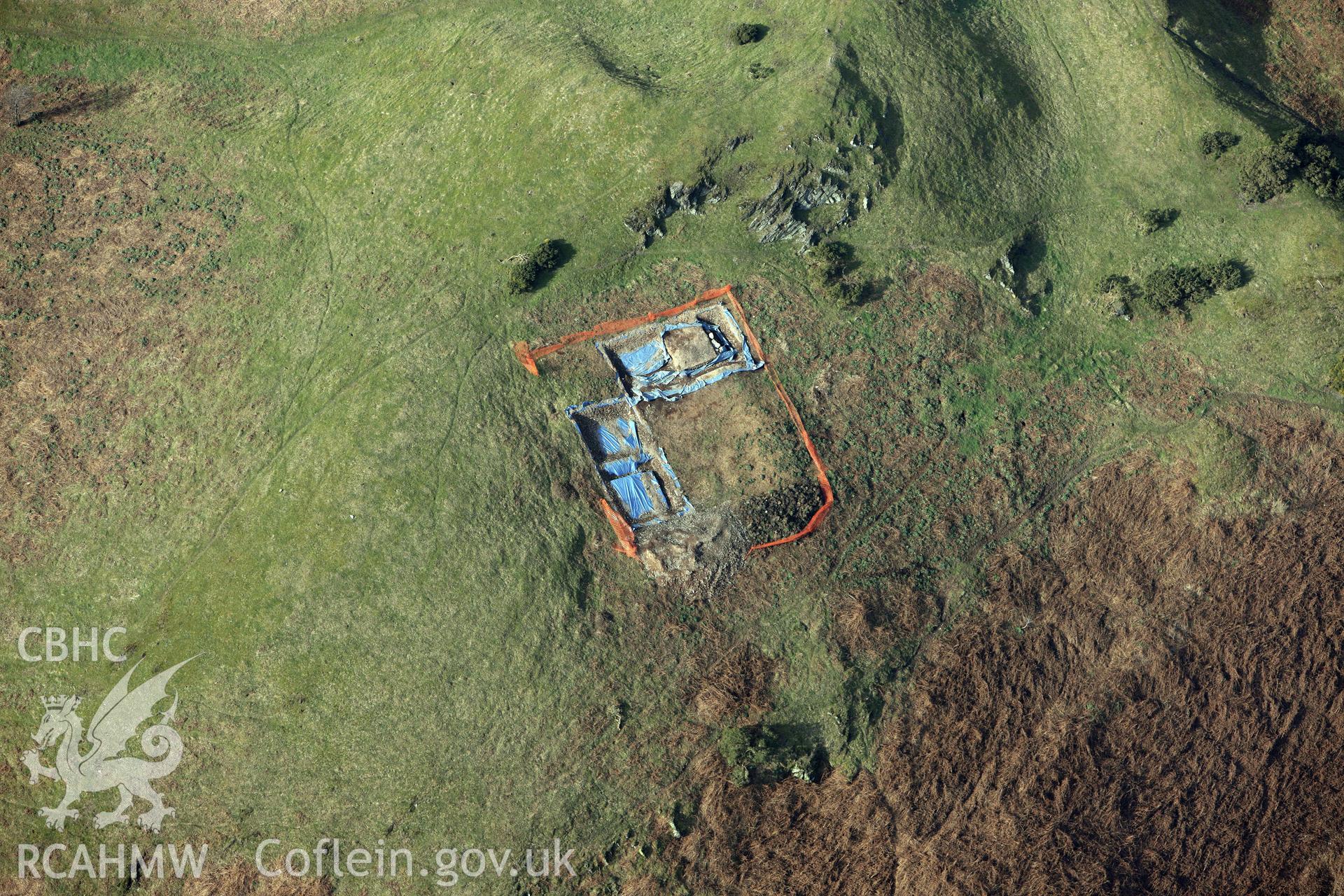 Moel-y-Gaer hillfort, Bodfari. Oblique aerial photograph taken during the Royal Commission?s programme of archaeological aerial reconnaissance by Toby Driver on 28th February 2013.