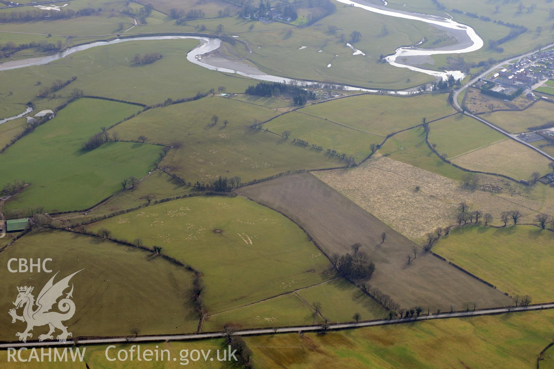 Llwyn-y-Brain Roman fort, north east of Caersws. Oblique aerial photograph taken during the Royal Commission?s programme of archaeological aerial reconnaissance by Toby Driver on 28th February 2013.