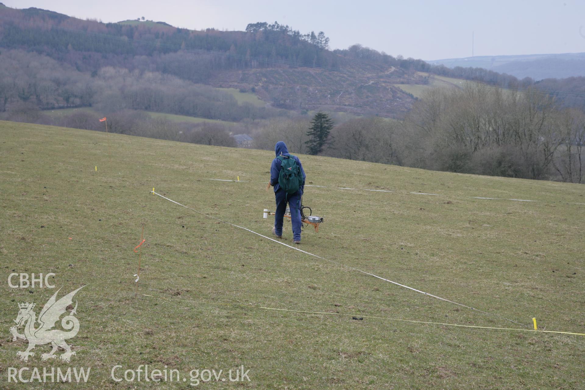 Geophysical (gradiometry) survey of Pen y Castell defended enclosure by ArchaeoPhysica LTD, conducted on 27th March 2013.