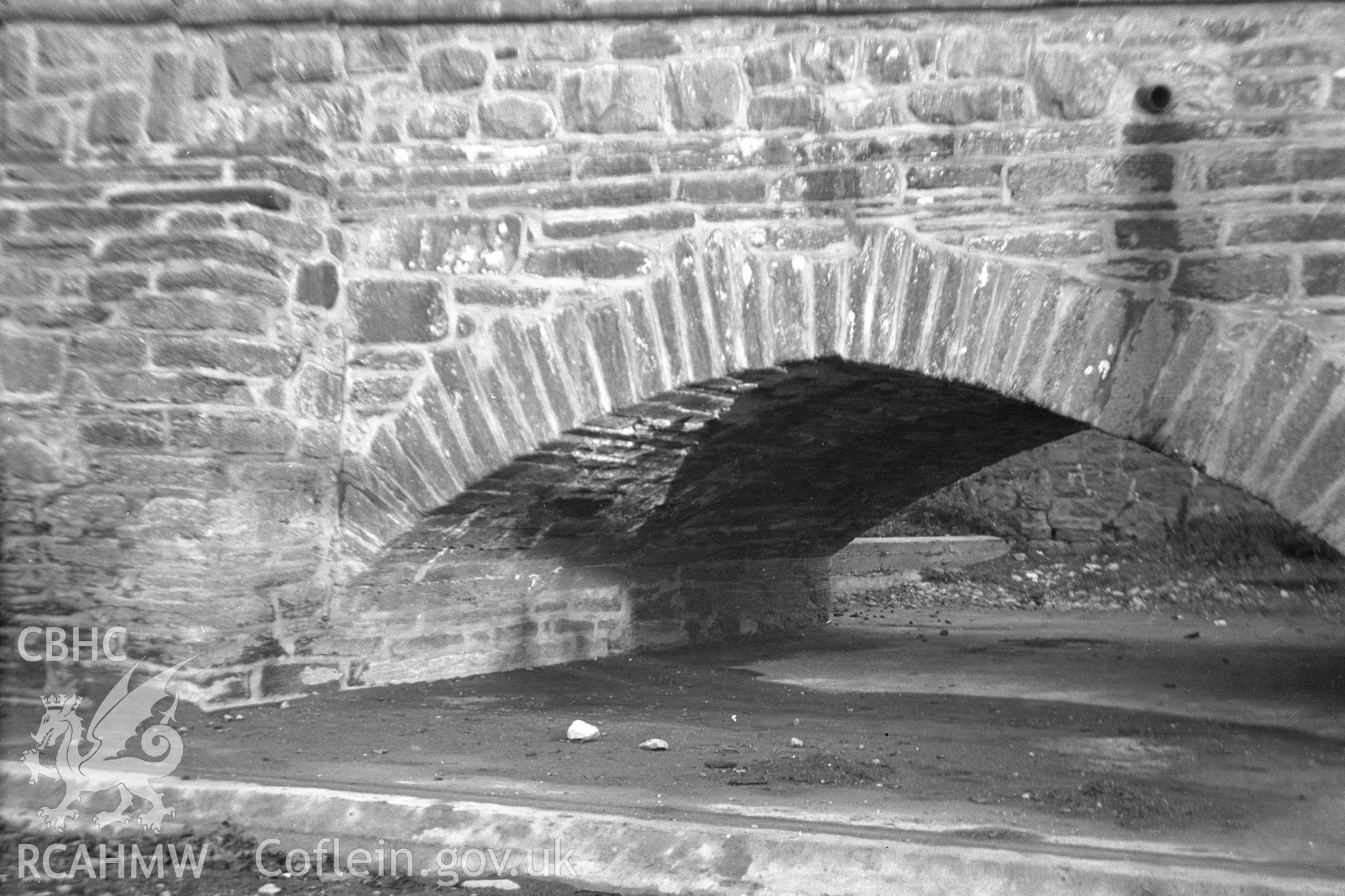 Digital copy of a nitrate negative showing Dolgellau Bridge.