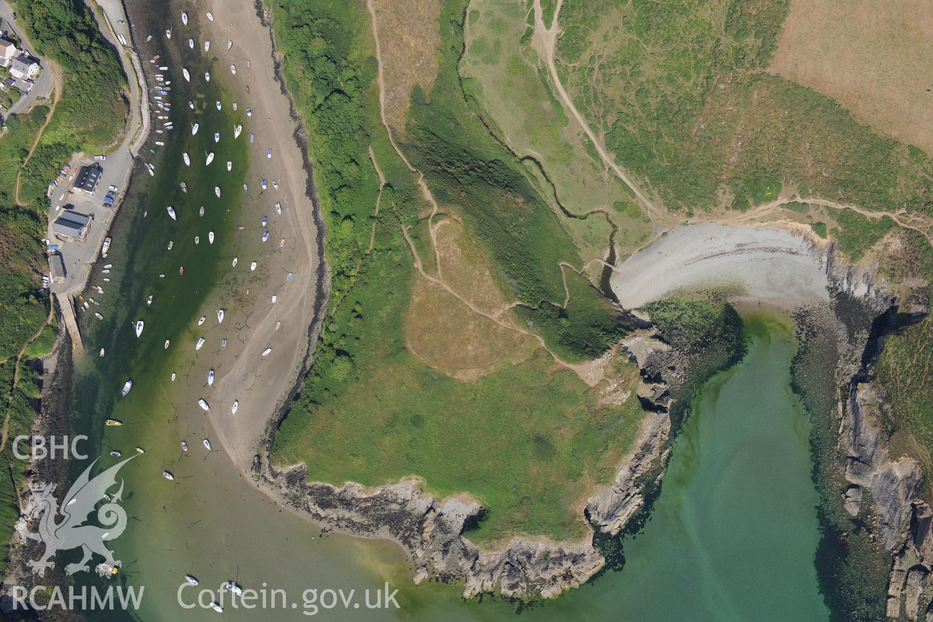 Gribin Promontory Fort, south of Solva Harbour. Oblique aerial photograph taken during the Royal Commission?s programme of archaeological aerial reconnaissance by Toby Driver on 16th July 2013.