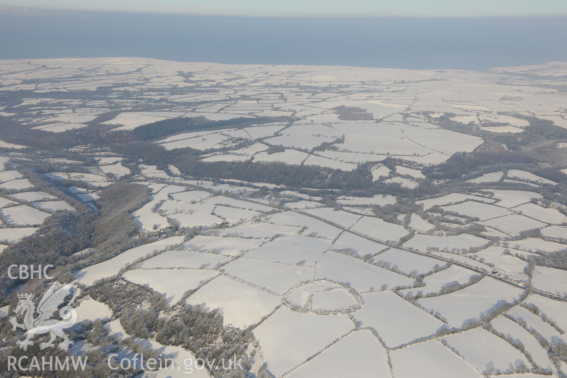 Castell Mawr, Meline, Felindre Farchog, south west of Cardigan. Oblique aerial photograph taken during the Royal Commission?s programme of archaeological aerial reconnaissance by Toby Driver on 24th January 2013.