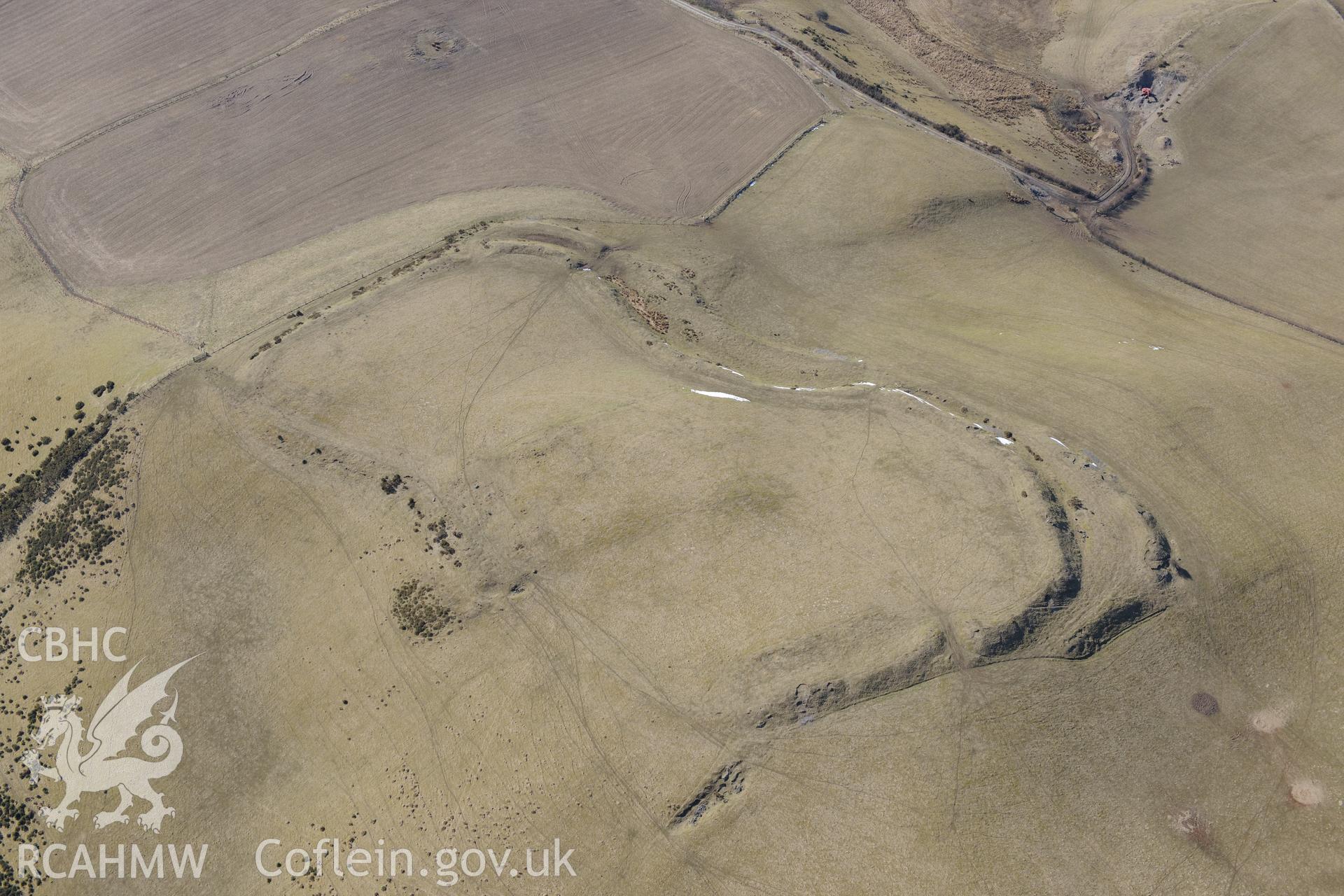 Gaer Fawr hillfort, north of Lledrod, Aberystwyth. Oblique aerial photograph taken during the Royal Commission?s programme of archaeological aerial reconnaissance by Toby Driver on 2nd April 2013.