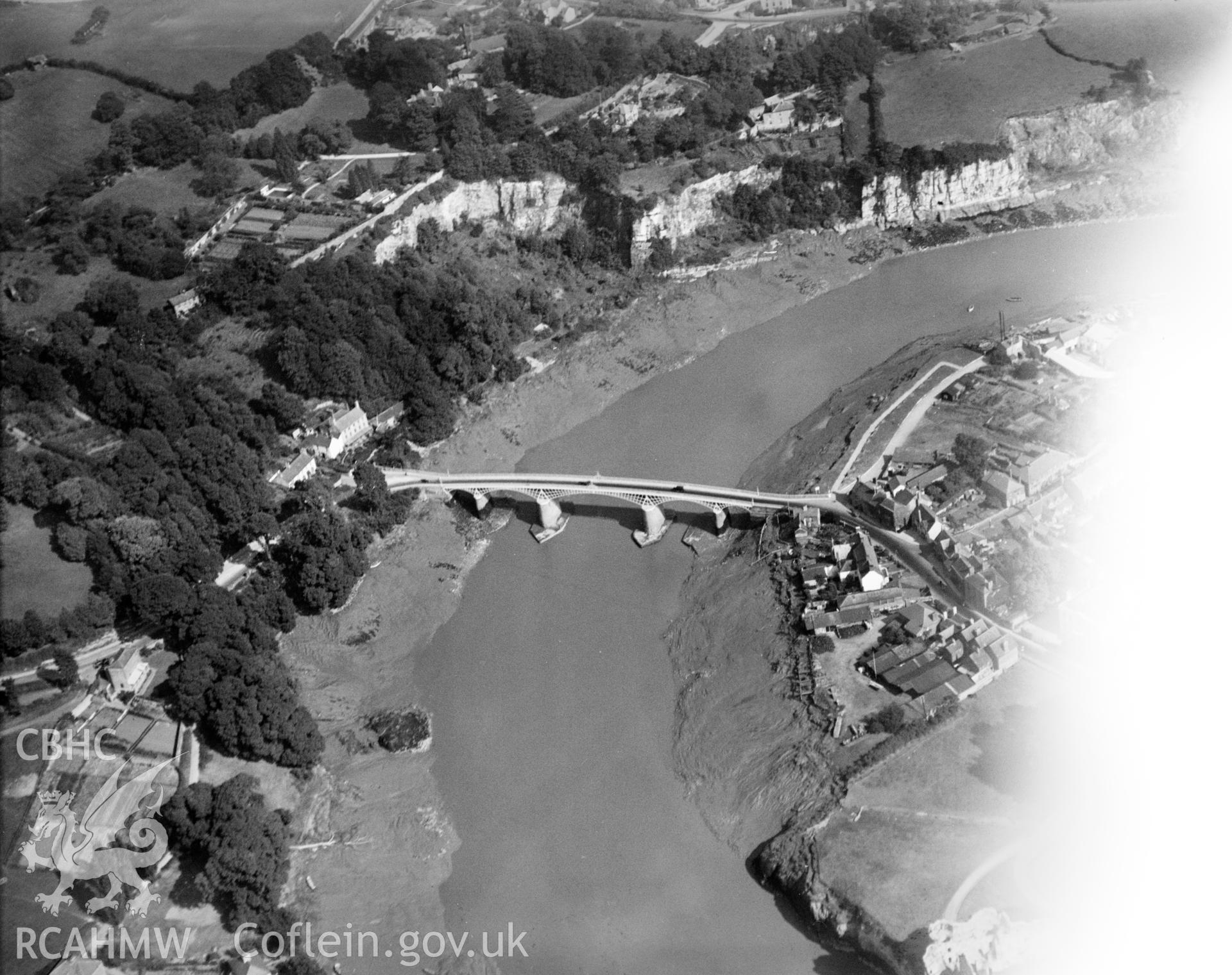 Chepstow Road Bridge, oblique aerial view. 5?x4? black and white glass plate negative.