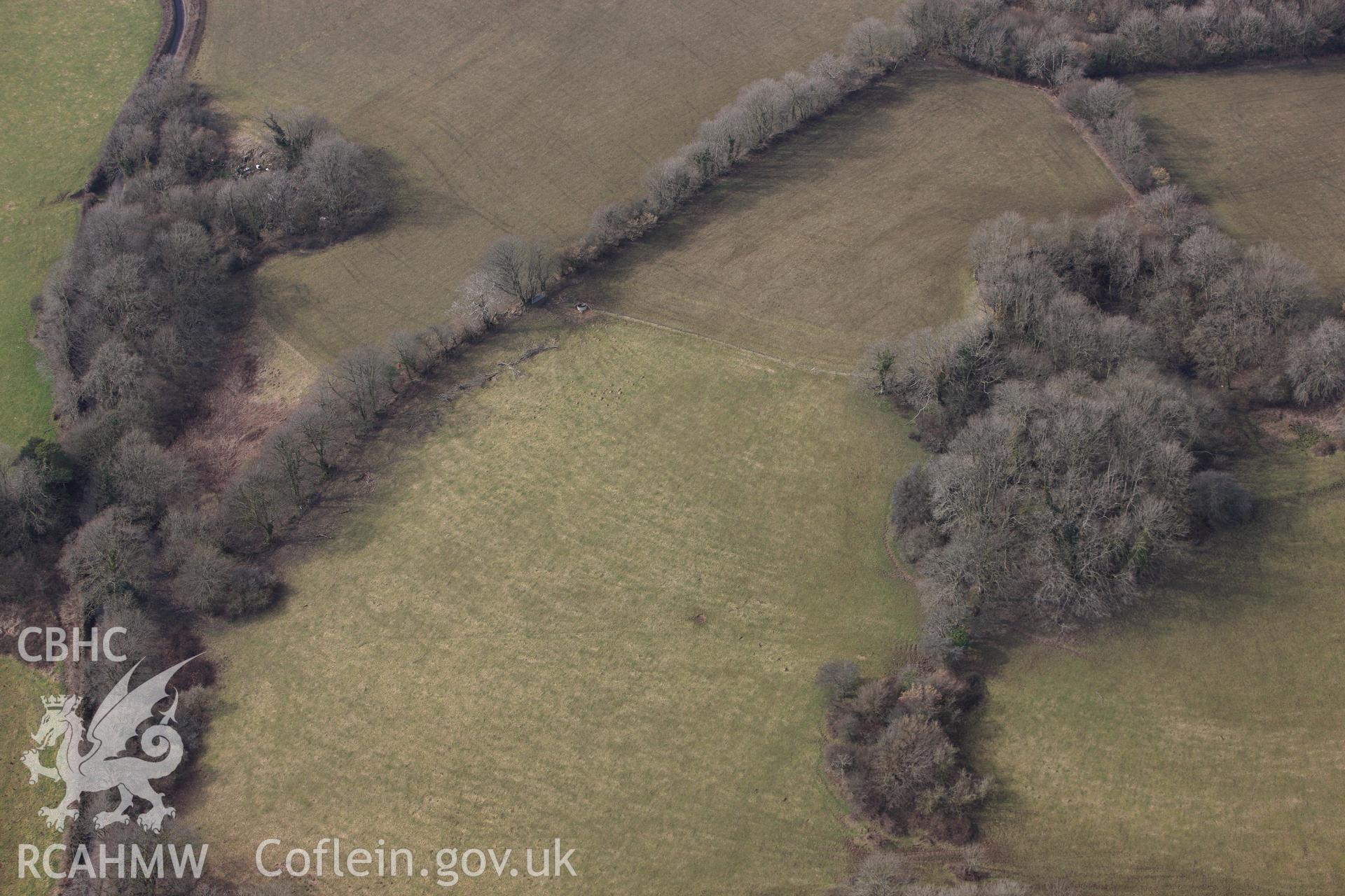 RCAHMW colour oblique photograph of Pengawse ring cairn. Taken by Toby Driver on 02/03/2010.