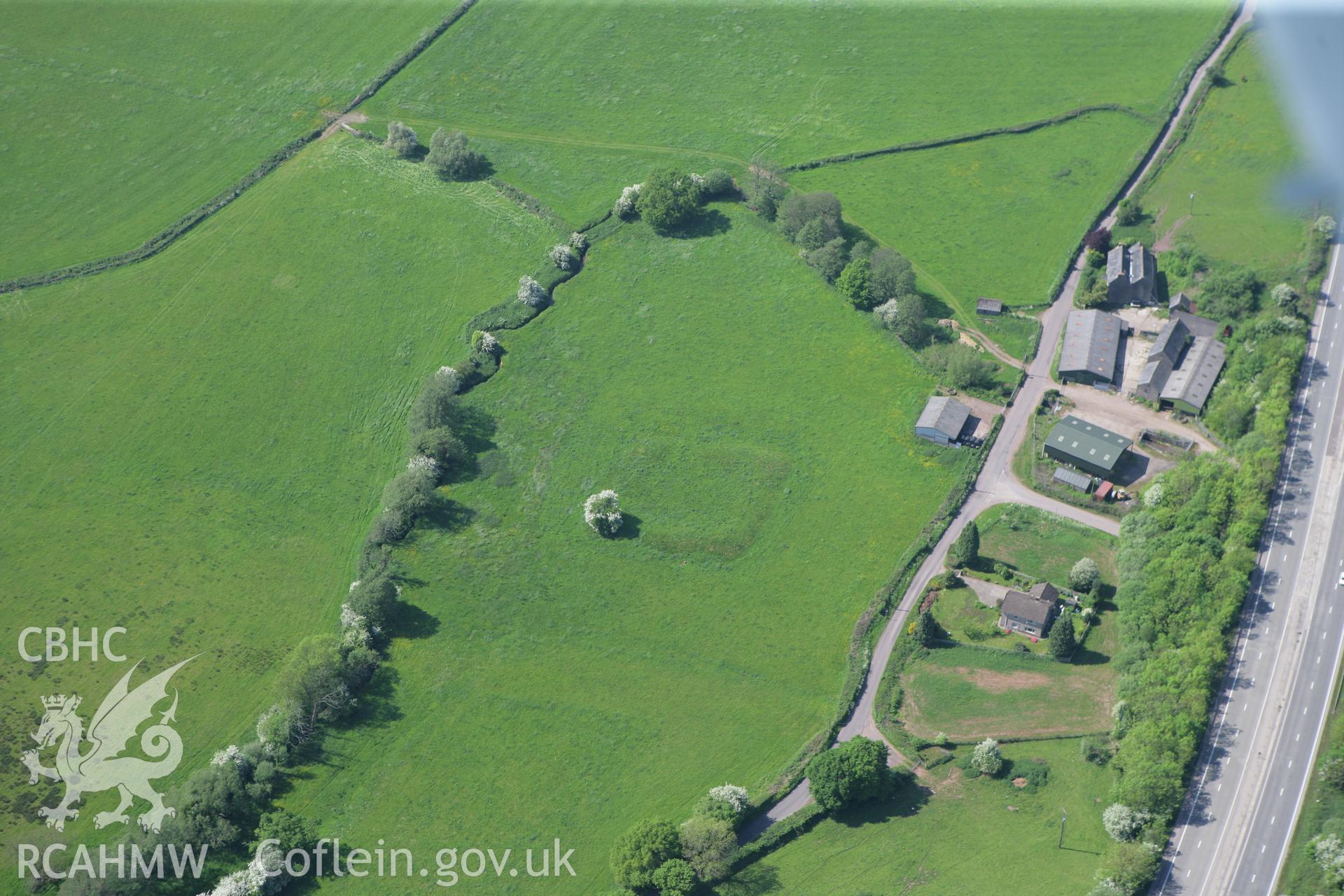 RCAHMW colour oblique photograph of White Hall Enclosure. Taken by Toby Driver on 24/05/2010.