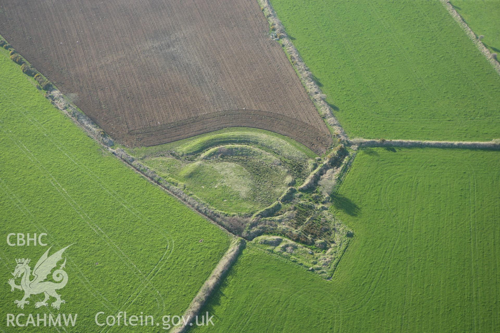 RCAHMW colour oblique aerial photograph of Castell Cwm-Wyntyll. Taken on 13 April 2010 by Toby Driver