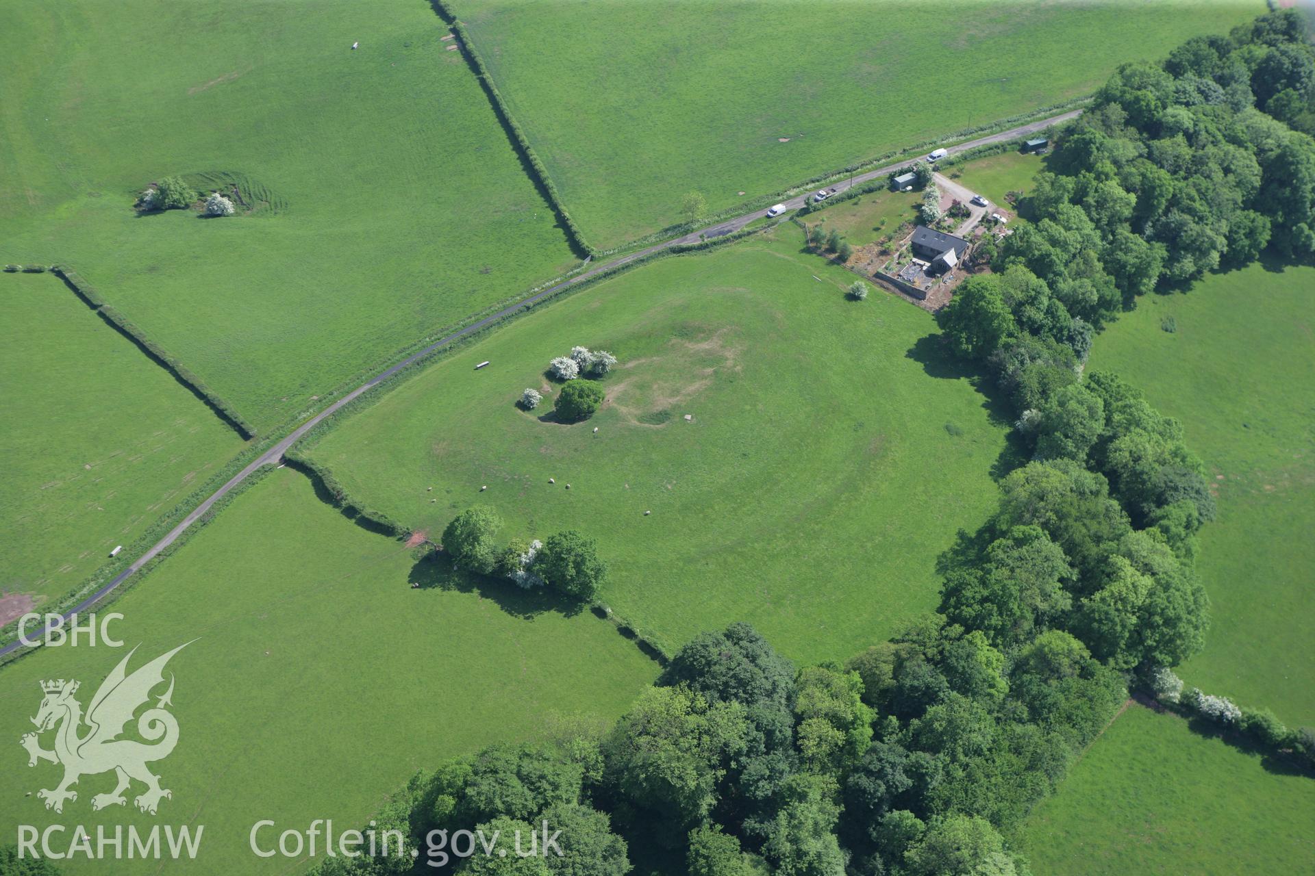 RCAHMW colour oblique photograph of Cae Camp. Taken by Toby Driver on 24/05/2010.