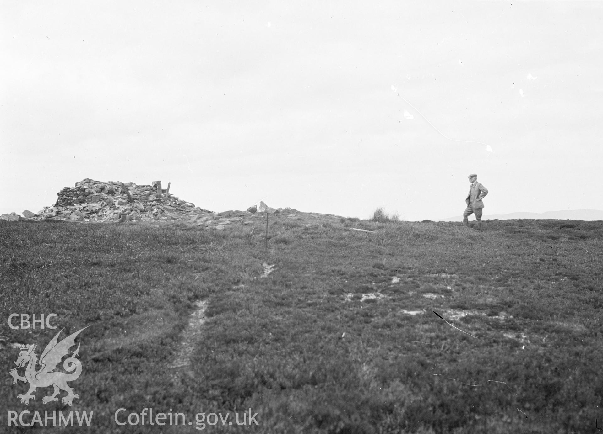 Digital copy of a nitrate negative showing Cryn y Brain Tumulus.