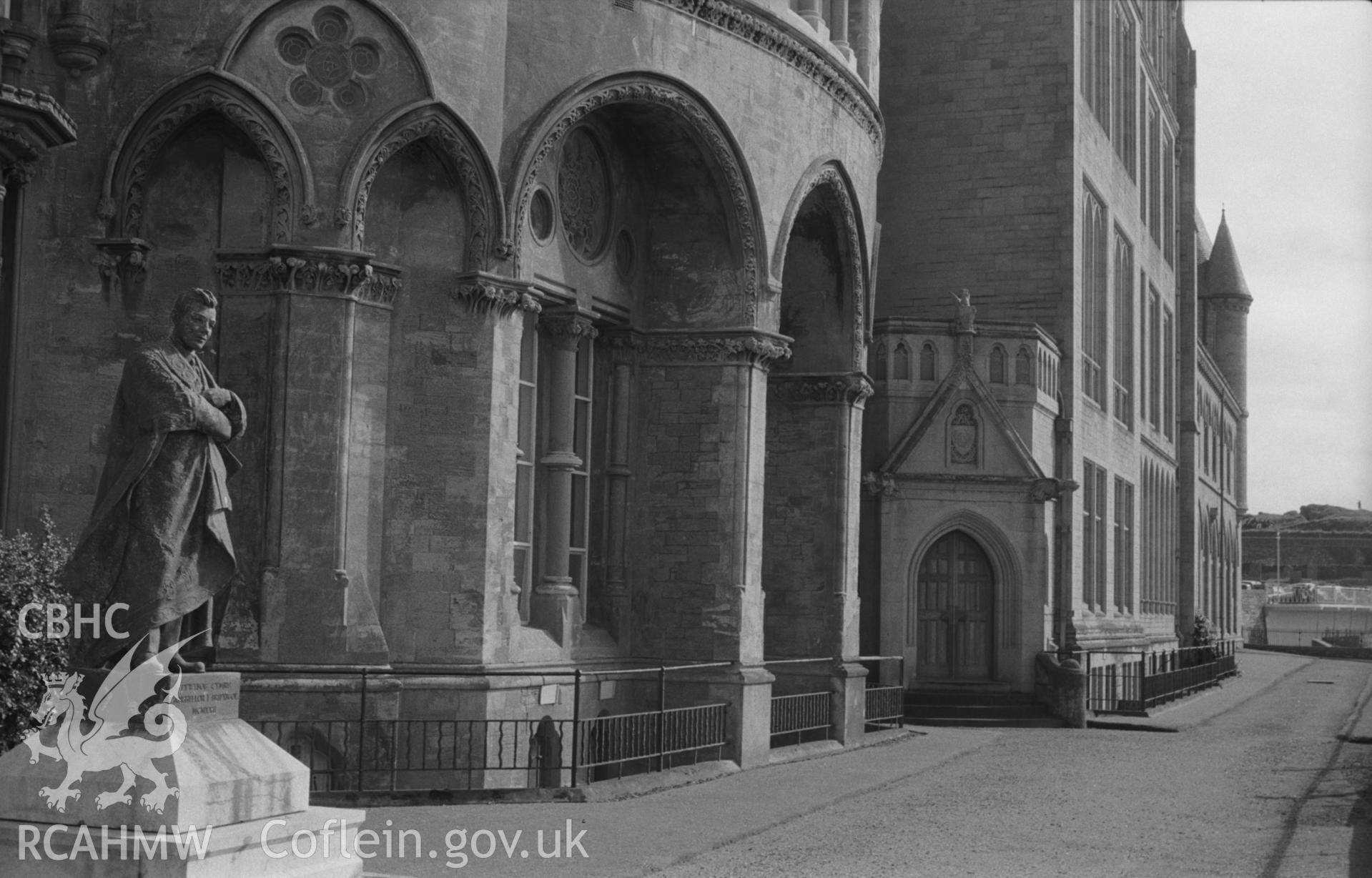 Digital copy of a black and white negative showing the statue of Thomas Charles Edwards on the north west facing side of Old College, Aberystwyth. Photographed by Arthur O. Chater on 15th August 1967 from Grid Reference SN 581 817.