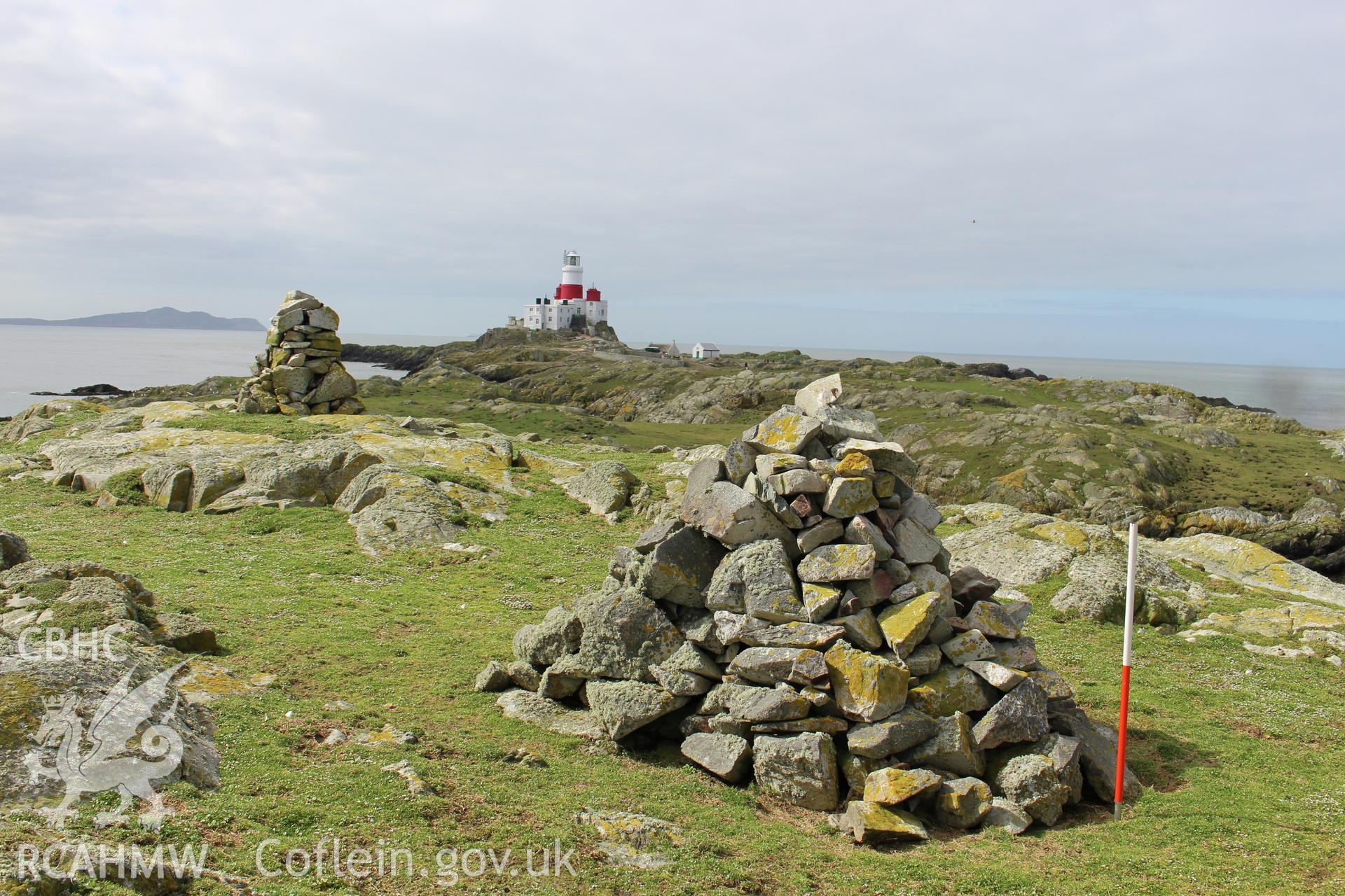 Skerries, northern stone beacons