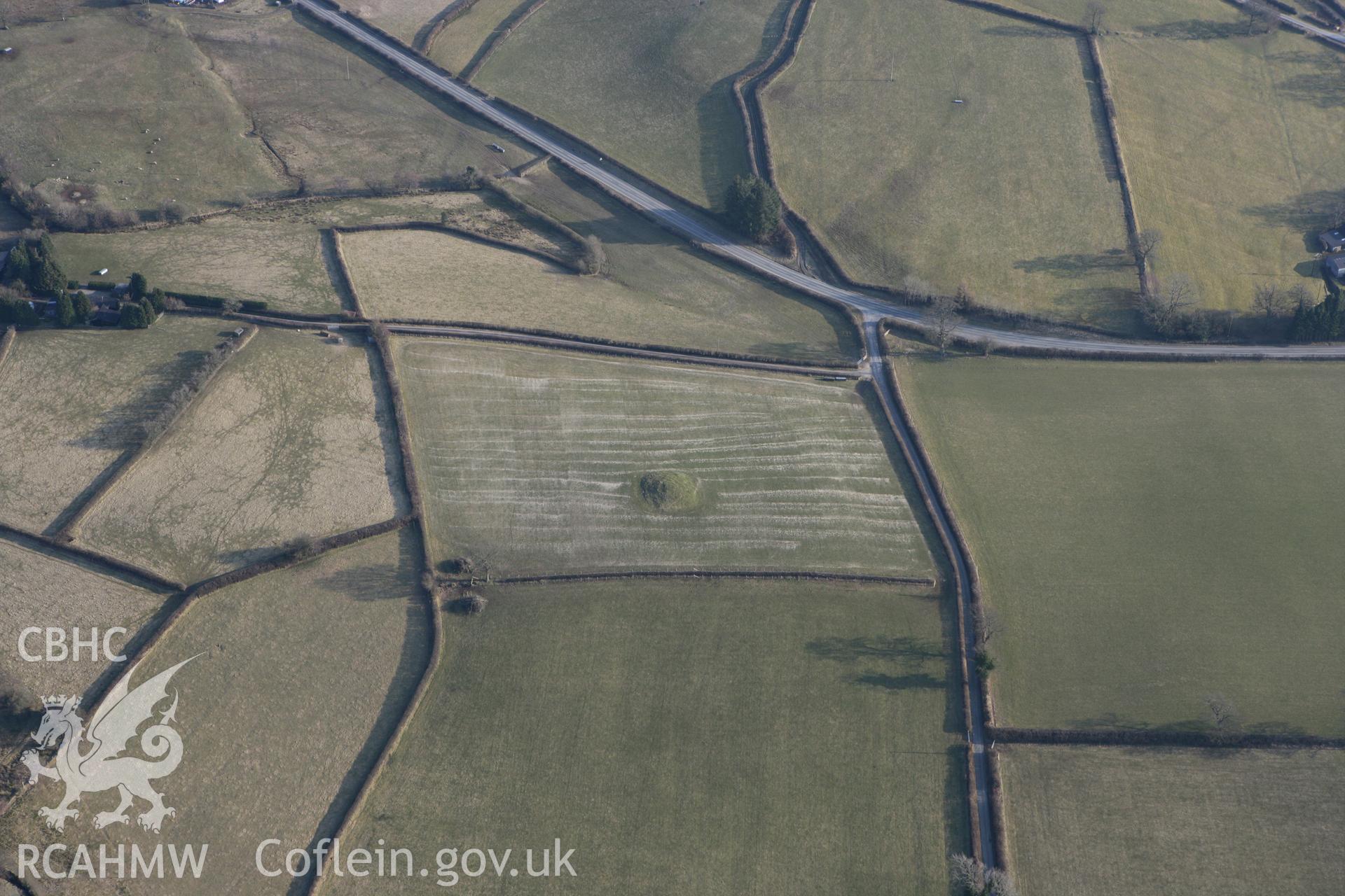 RCAHMW colour oblique photograph of Ty Lettice Round Barrow. Taken by Toby Driver on 11/03/2010.