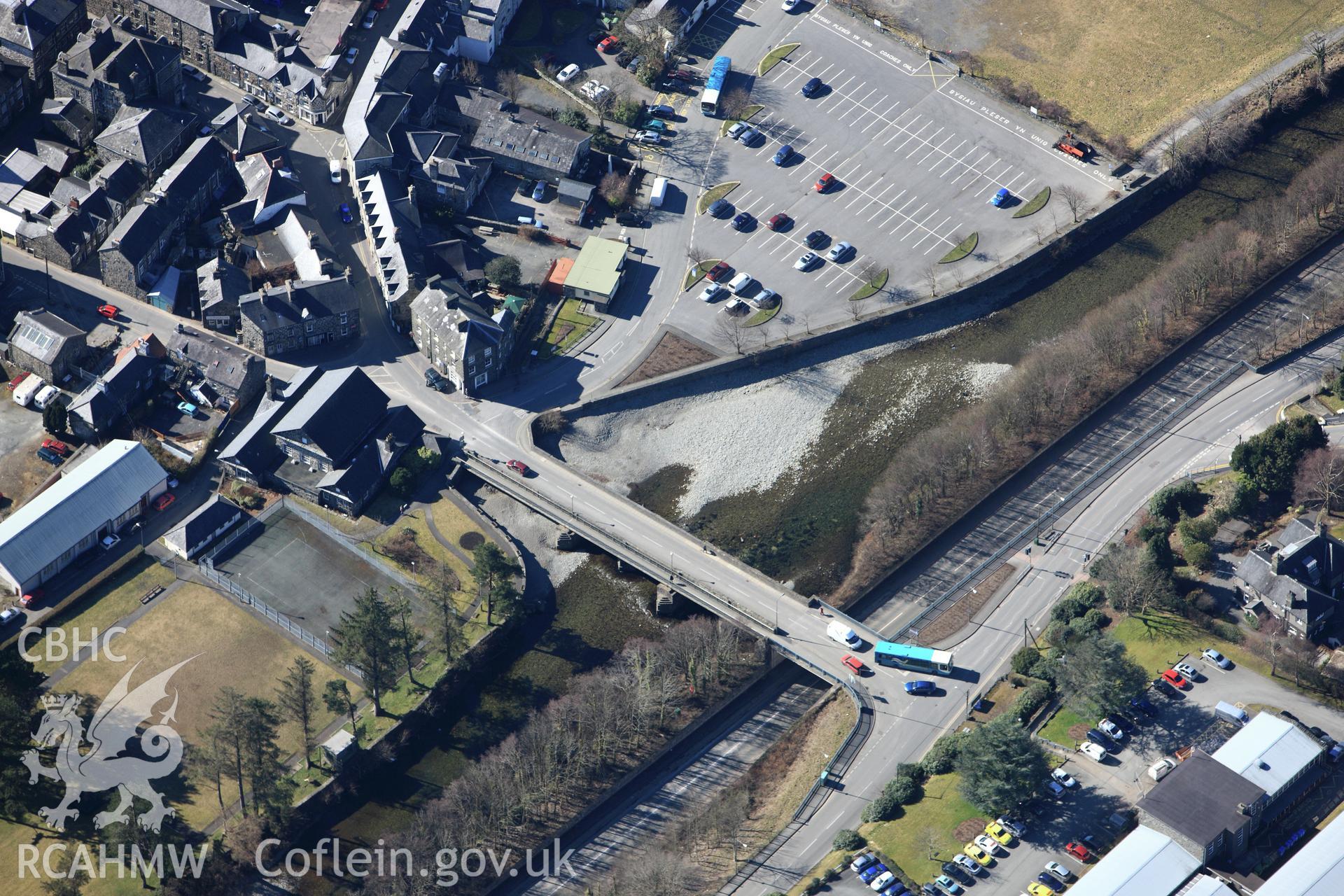 RCAHMW colour oblique photograph of Bont fawr, Dolgellau. Taken by Toby Driver on 08/03/2010.