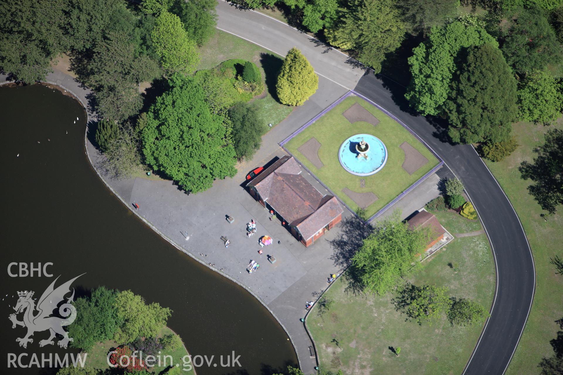 RCAHMW colour oblique photograph of Aberdare Park, Aberdare, showing pavillion and fountain. Taken by Toby Driver on 24/05/2010.