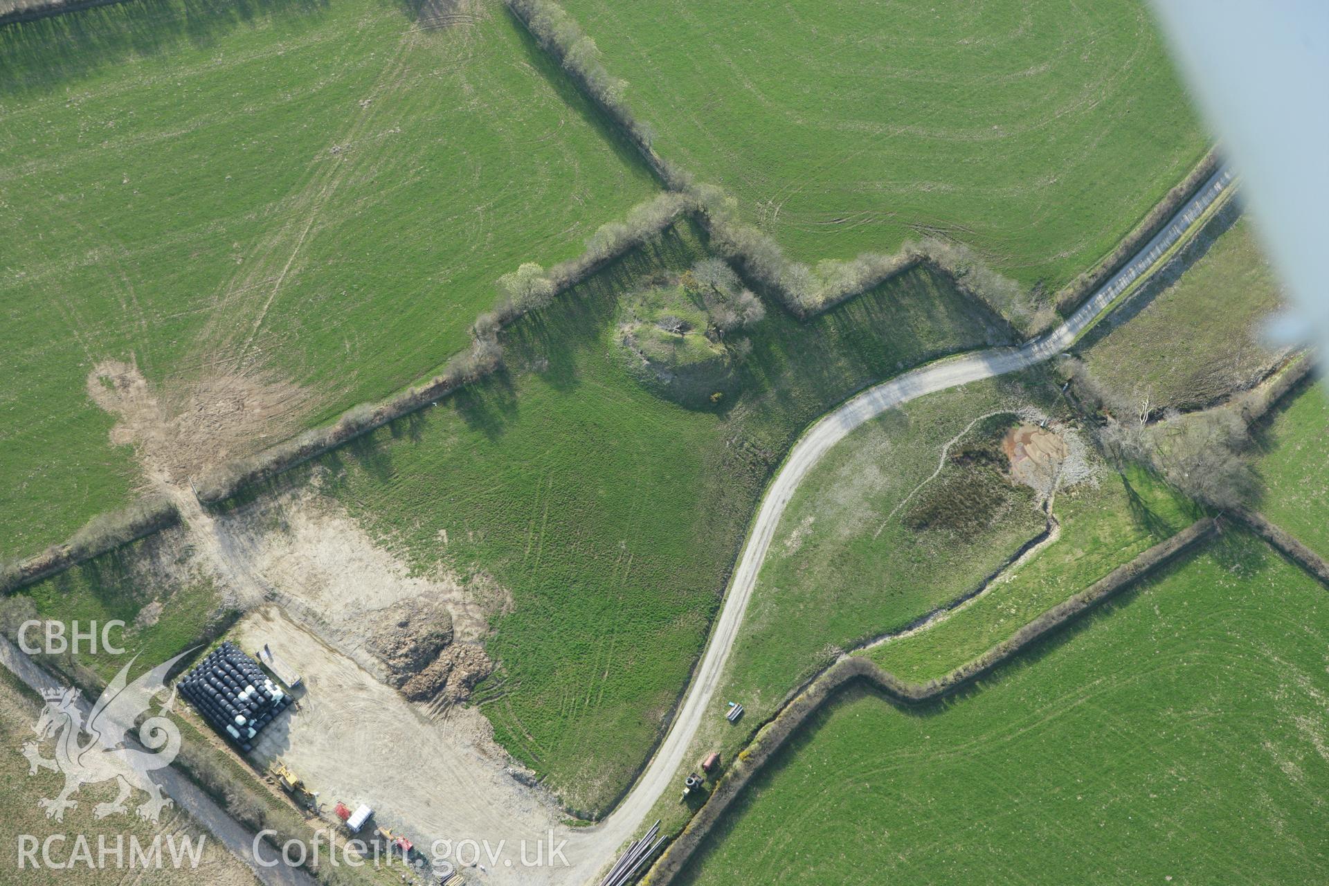 RCAHMW colour oblique aerial photograph of Castell Du. Taken on 13 April 2010 by Toby Driver