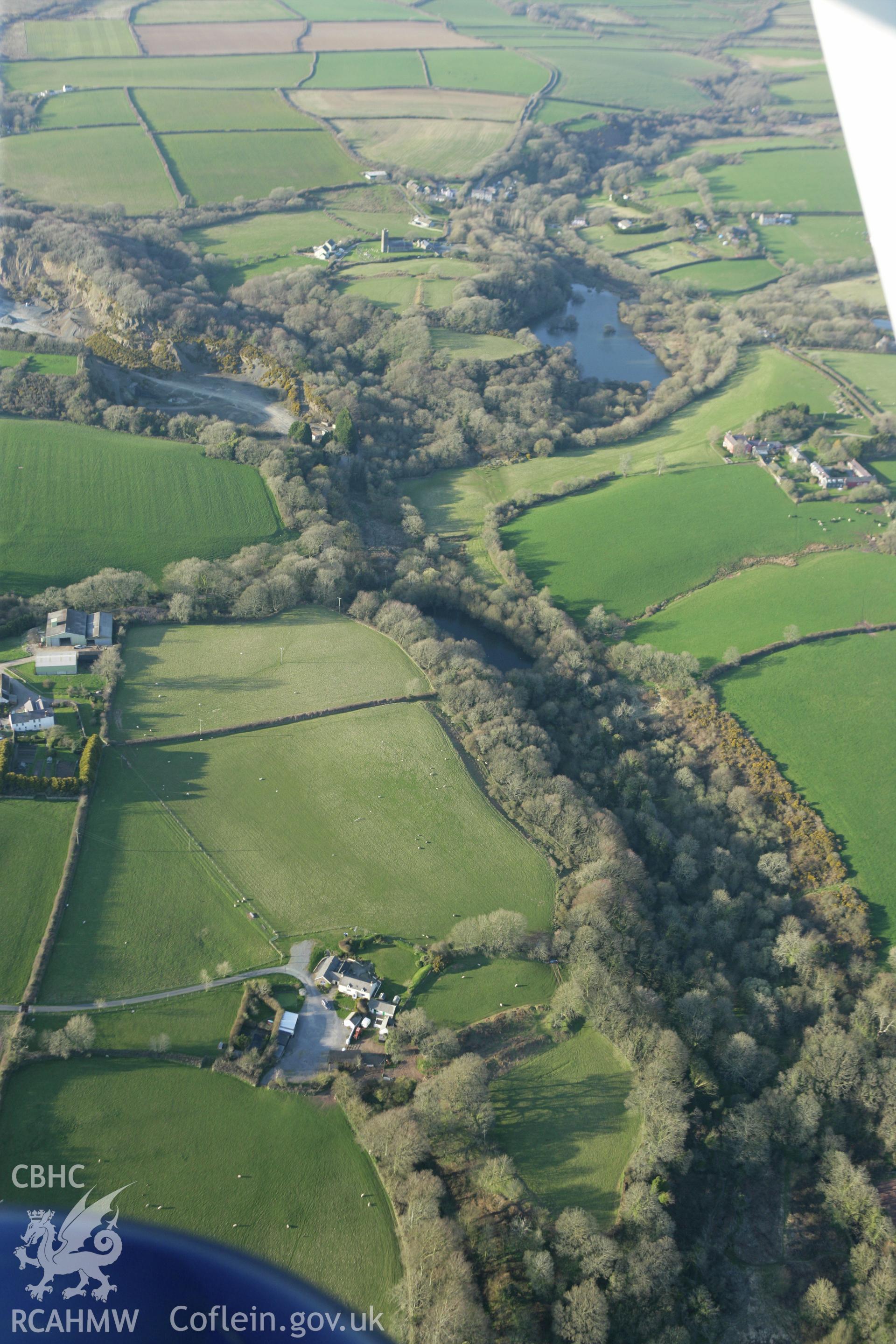 RCAHMW colour oblique aerial photograph of Syke Rath Promontory Fort. Taken on 13 April 2010 by Toby Driver