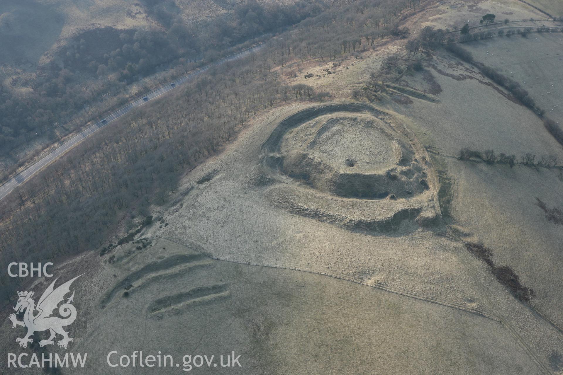 RCAHMW colour oblique photograph of Castell Tinboeth. Taken by Toby Driver on 11/03/2010.