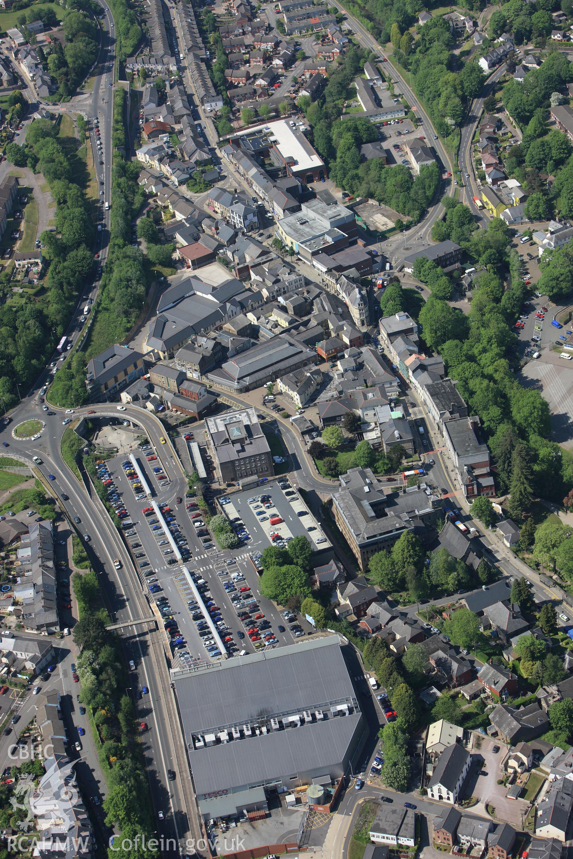 RCAHMW colour oblique photograph of Pontypool. Taken by Toby Driver on 24/05/2010.