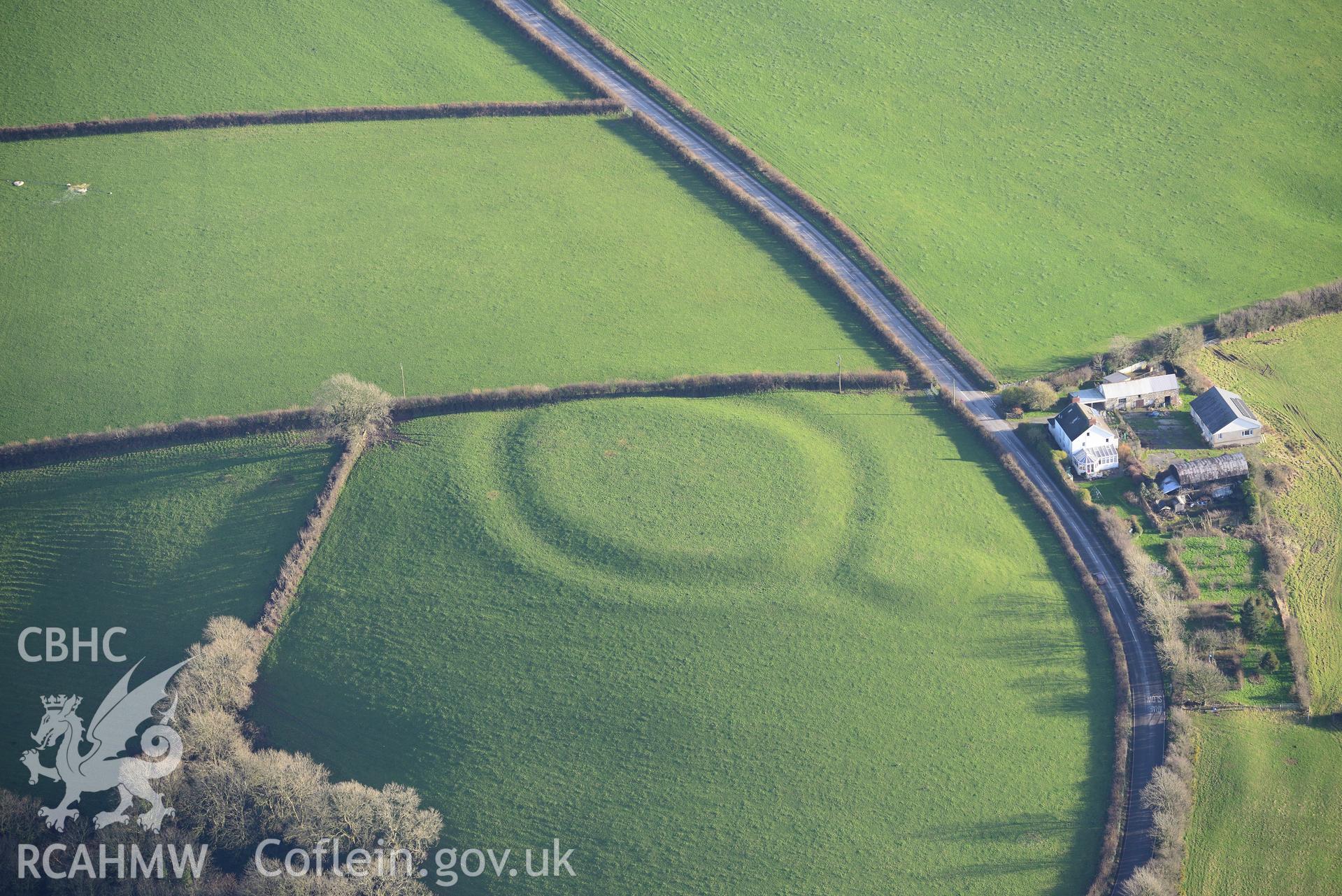 Bwlch-y-Seiri Camp. Oblique aerial photograph taken during the Royal Commission's programme of archaeological aerial reconnaissance by Toby Driver on 6 January 2015.