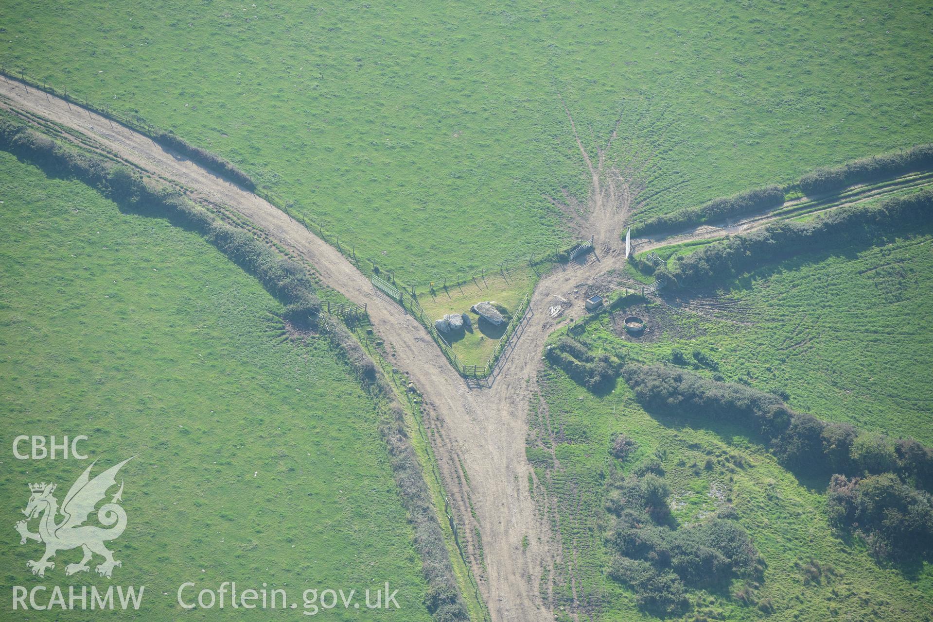 Burial chambers at St. Elvis Farm, Solva, south east of St. Davids. Oblique aerial photograph taken during the Royal Commission's programme of archaeological aerial reconnaissance by Toby Driver on 30th September 2015.