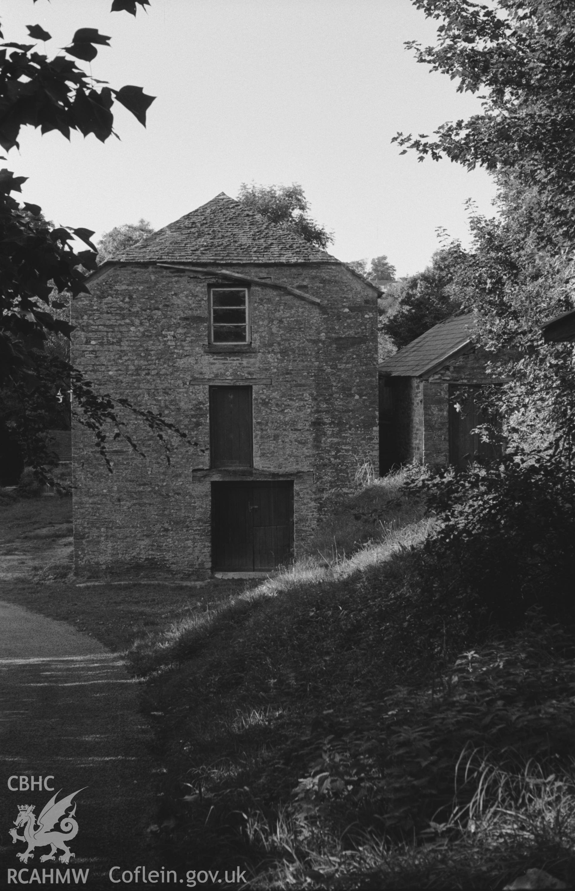 Digital copy of a black and white negative showing ruins of Felin Pen-yr-Allt, Nant Arberth, Llechryd. Photographed by Arthur O. Chater on 11th September 1964 from Grid Reference SN 2212 4427, looking north.