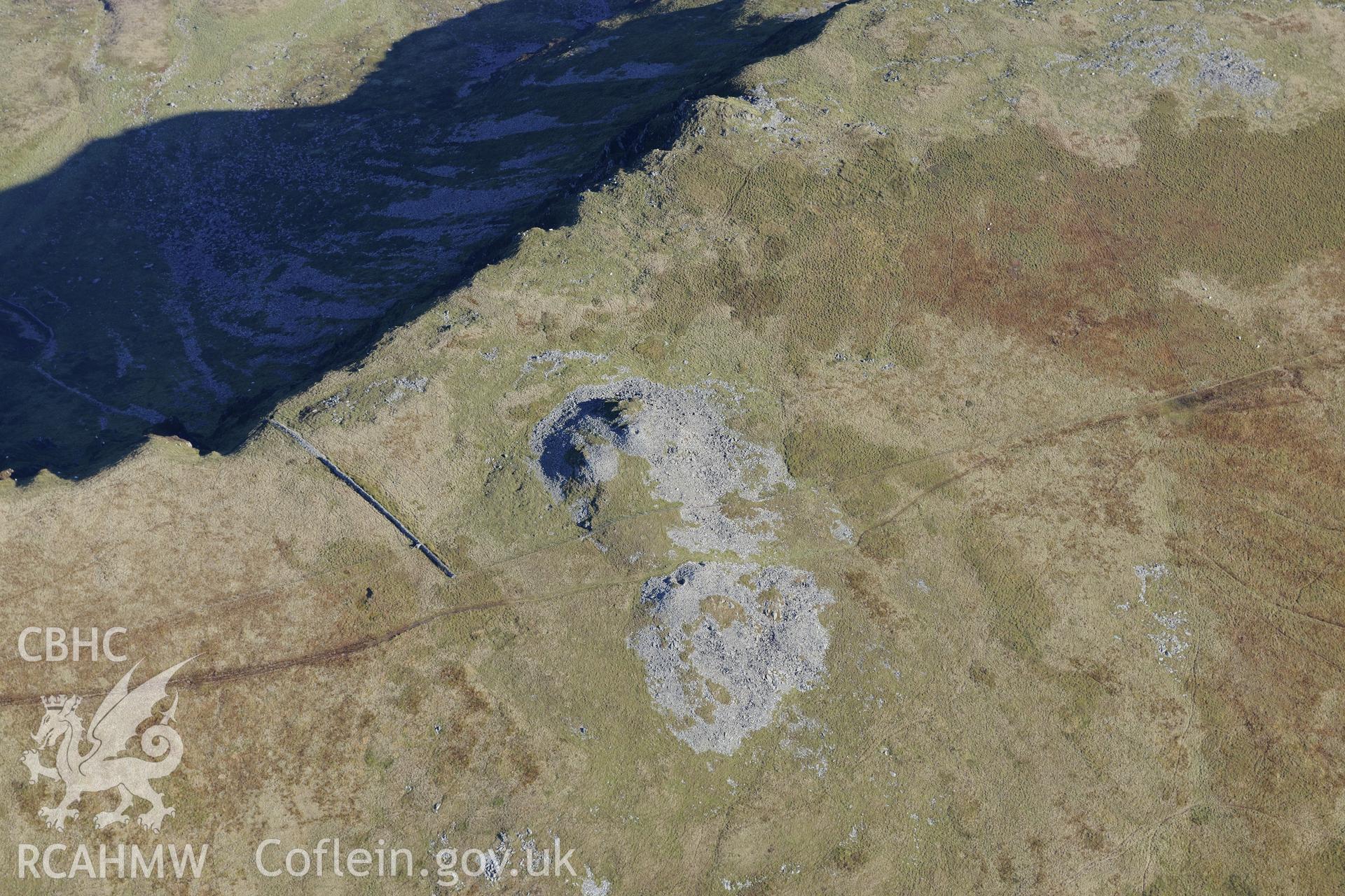 Cairns at Carnedd Lwyd, on Tyrrau Mawr or Craig-Las, a subsidiary summit of Cadair Idris. Oblique aerial photograph taken during the Royal Commission's programme of archaeological aerial reconnaissance by Toby Driver on 2nd October 2015.
