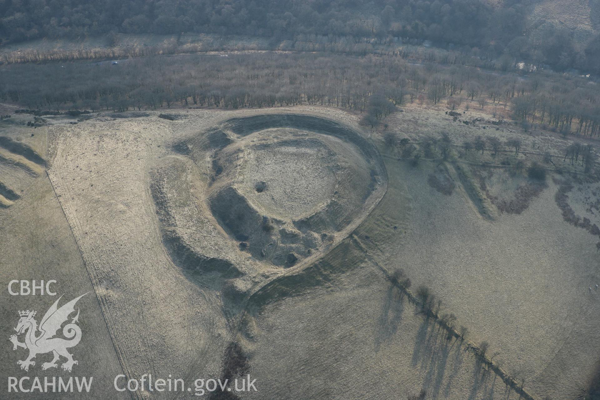 RCAHMW colour oblique photograph of Castell Tinboeth. Taken by Toby Driver on 11/03/2010.