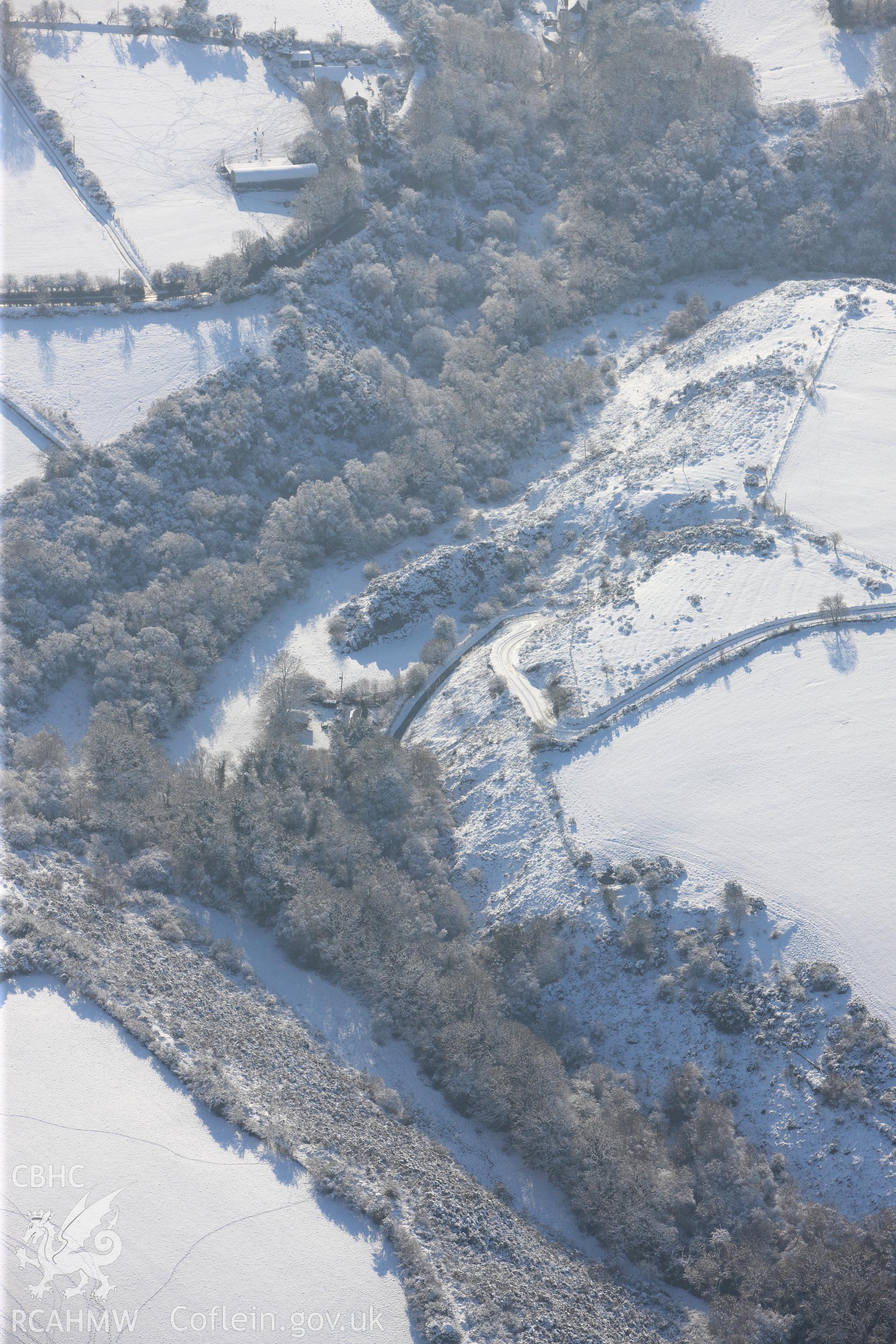 Craig Rhosyfelin bluestone outcrop, south west of Cardigan. Oblique aerial photograph taken during the Royal Commission?s programme of archaeological aerial reconnaissance by Toby Driver on 24th January 2013.