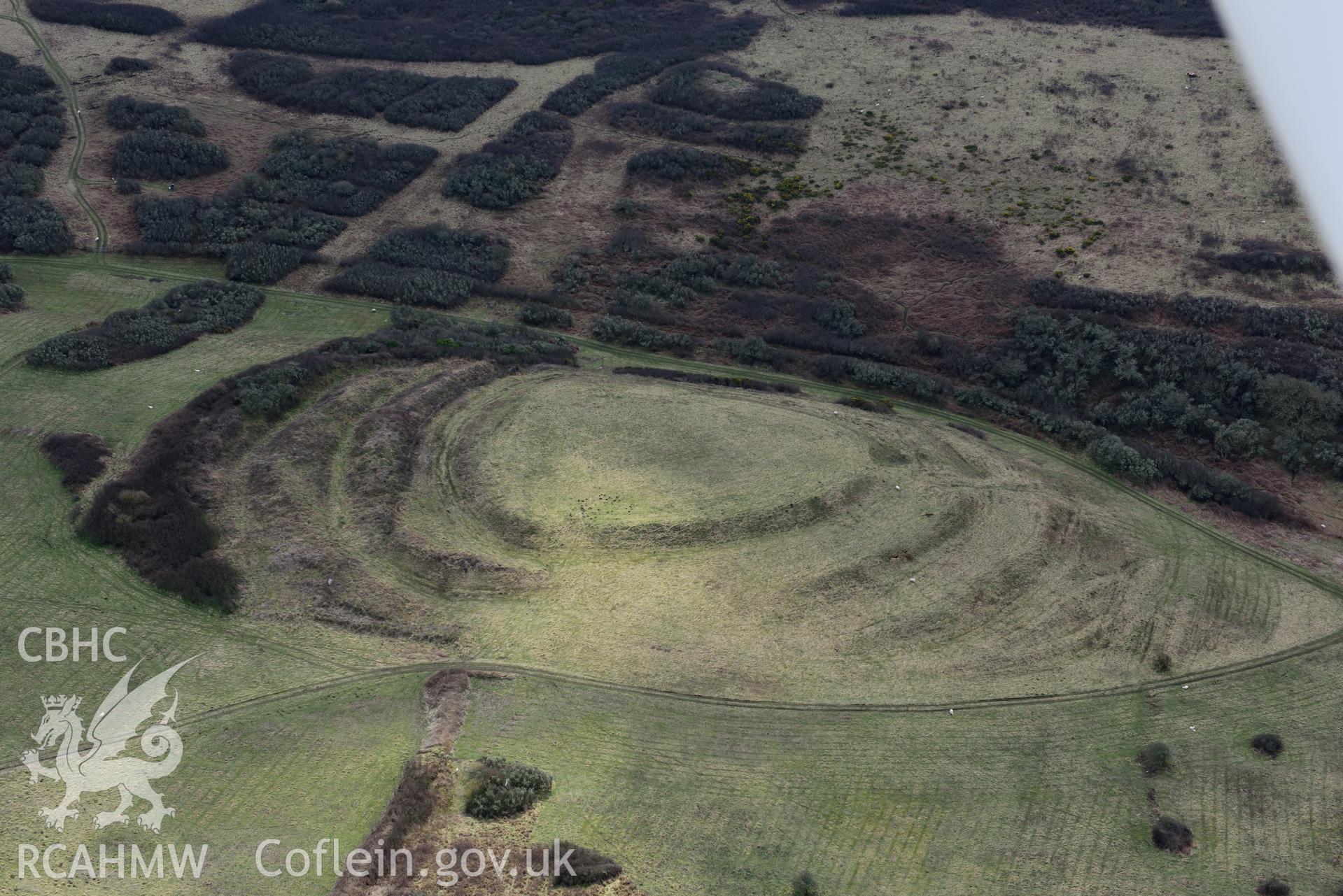 Bulliber Hill Camp. Baseline aerial reconnaissance survey for the CHERISH Project. ? Crown: CHERISH PROJECT 2018. Produced with EU funds through the Ireland Wales Co-operation Programme 2014-2020. All material made freely available through the Open Government Licence.