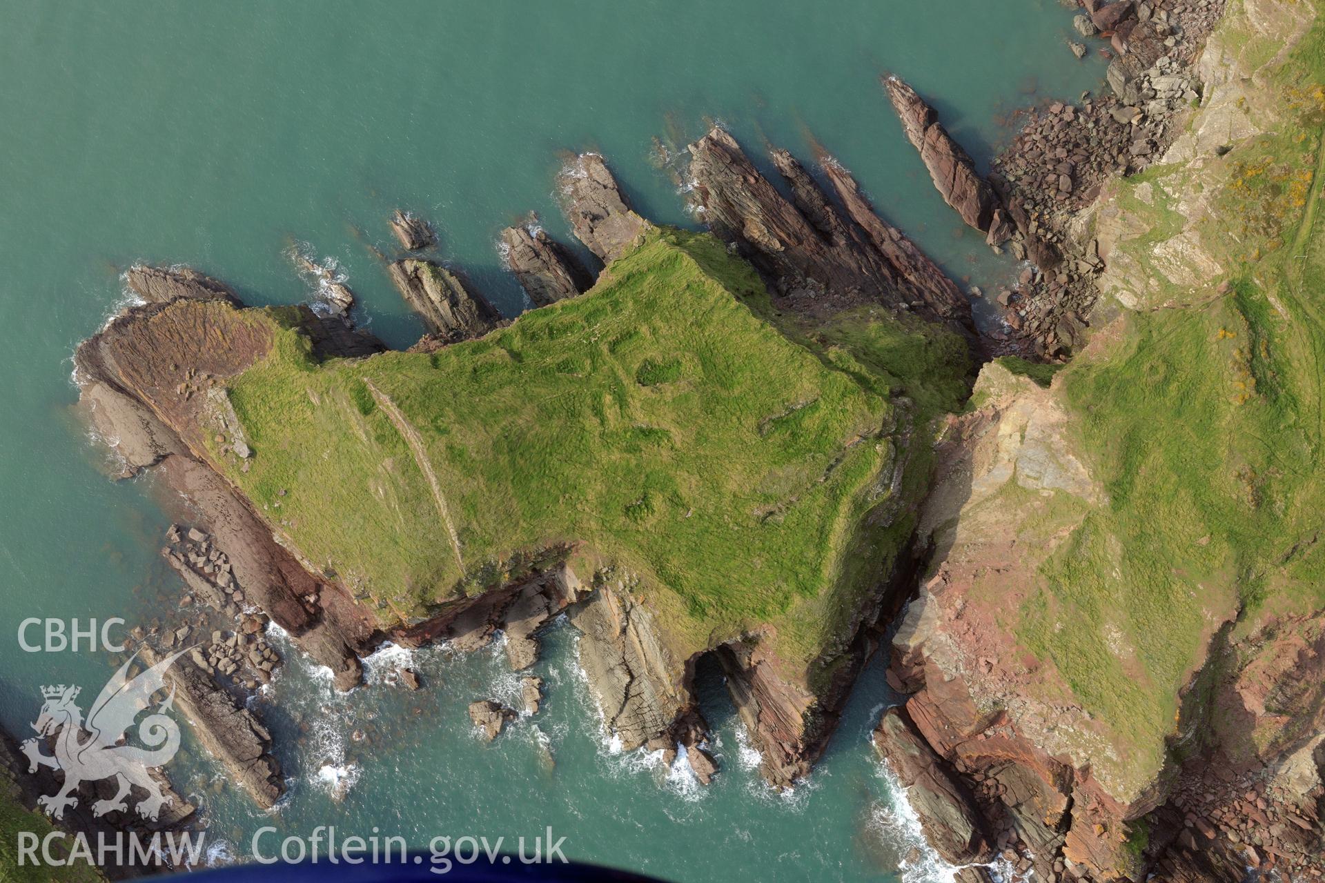 Royal Commission aerial photograph of Sheep Island taken on 27th March 2017. Baseline aerial reconnaissance survey for the CHERISH Project. ? Crown: CHERISH PROJECT 2019. Produced with EU funds through the Ireland Wales Co-operation Programme 2014-2020. All material made freely available through the Open Government Licence.