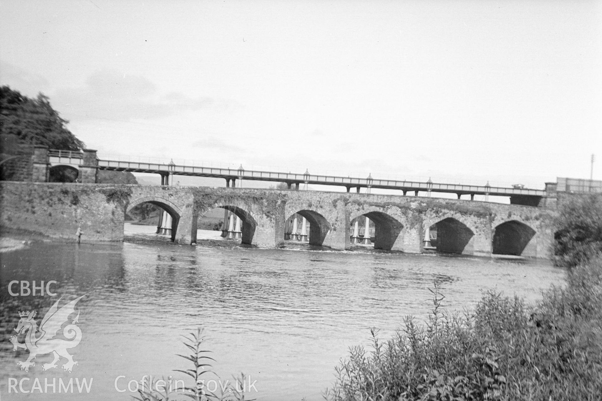 Digital copy of a nitrate negative showing Abergavenny Bridge. From the Cadw Monuments in Care Collection.