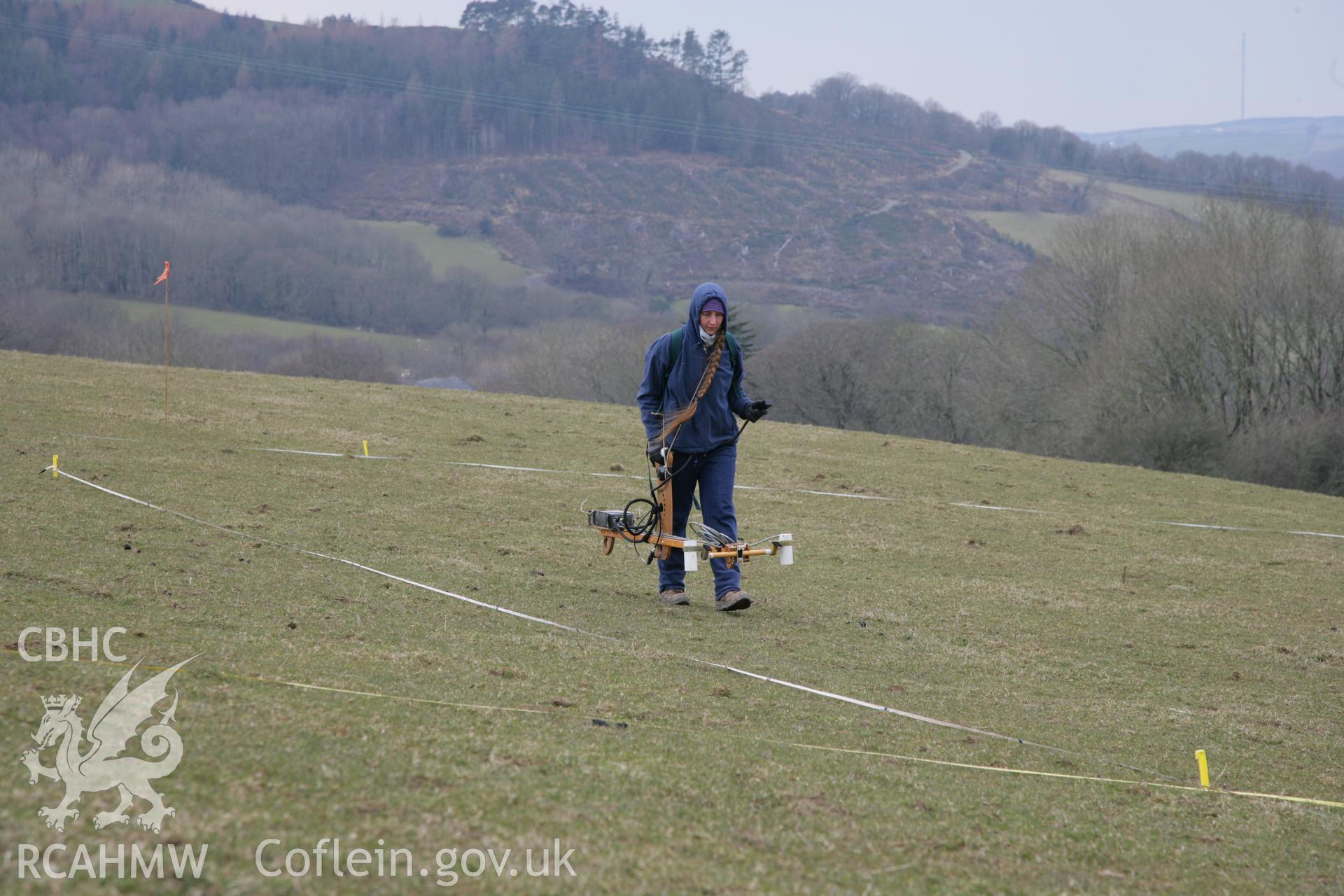 Geophysical (gradiometry) survey of Pen y Castell defended enclosure by ArchaeoPhysica LTD, conducted on 27th March 2013.