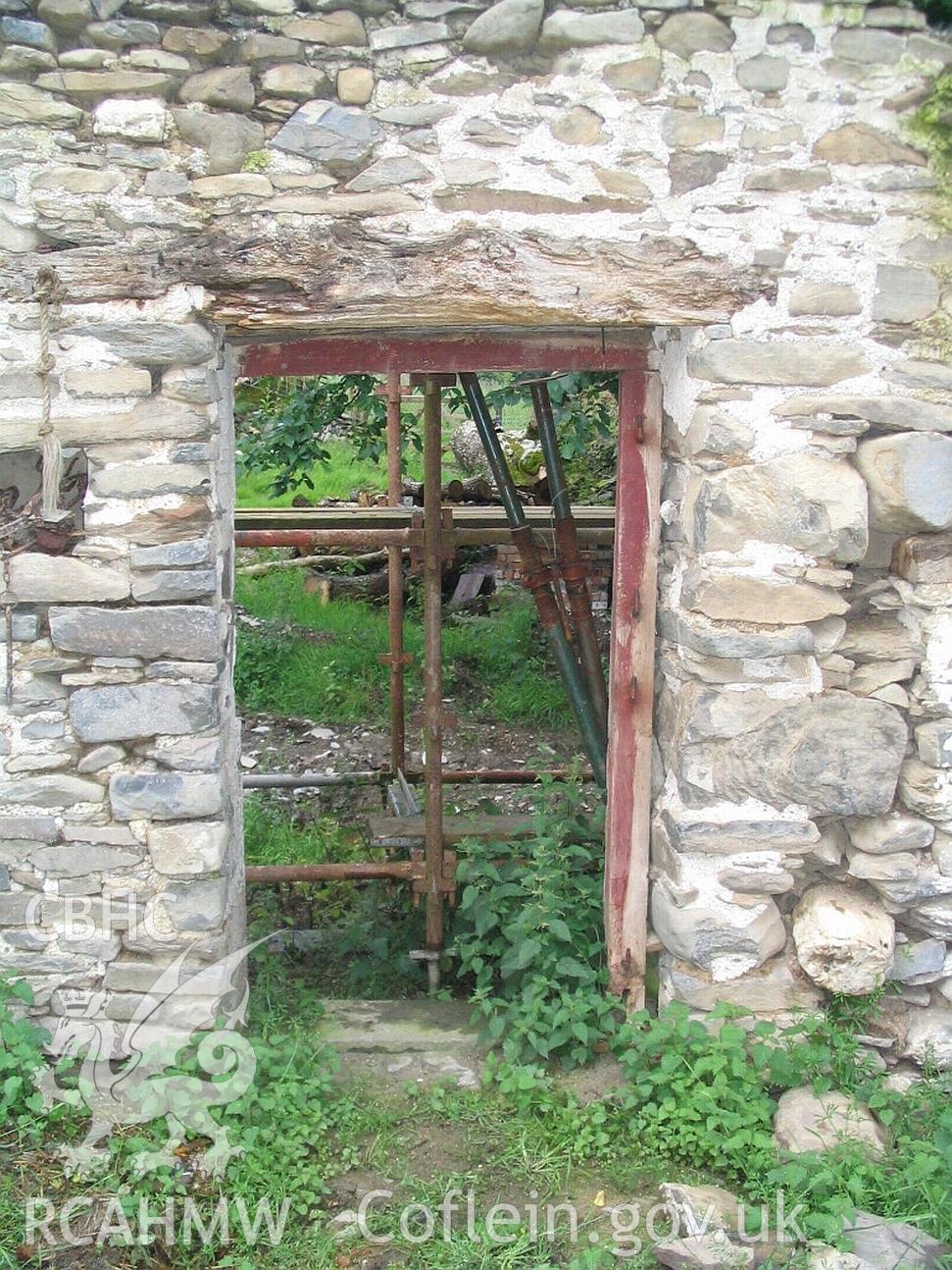 Downhouse end of Allt Ddu farmhouse, doorway, wooden lintel.