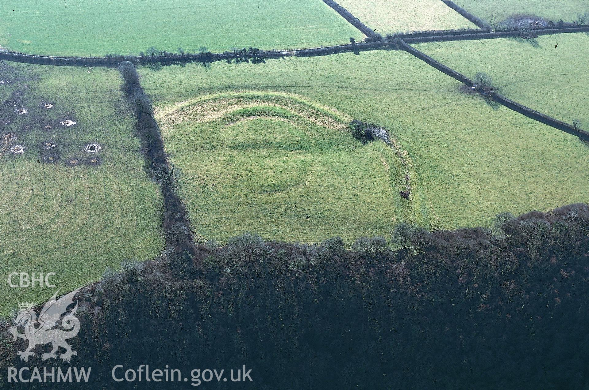 RCAHMW colour slide oblique aerial photograph of Castell Gwyn, Llandissilio West, taken by C.R.Musson on the 27/02/1996