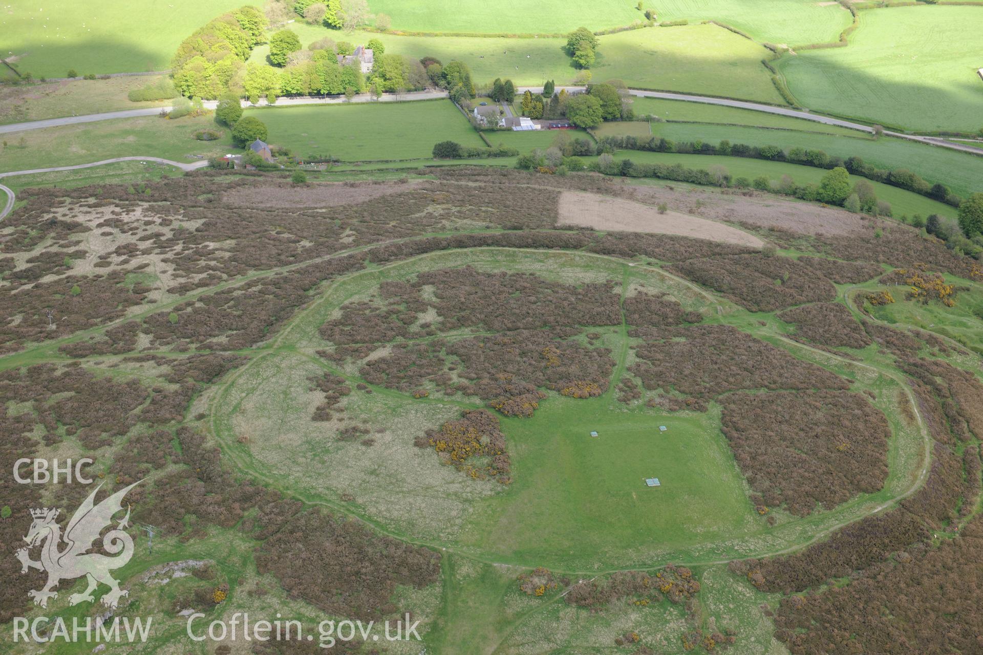 Moel-y-Gaer Hillfort, Halkyn, north west of Mold. Oblique aerial photograph taken during the Royal Commission?s programme of archaeological aerial reconnaissance by Toby Driver on 22nd May 2013.