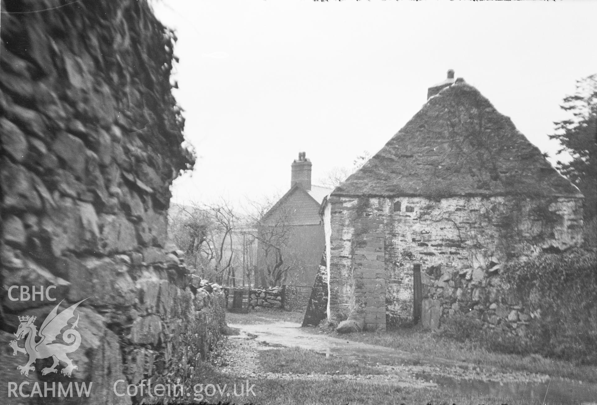 Digital copy of a nitrate negative showing Ty'n Twr Cottage, Bethesda. From the Cadw Monuments in Care Collection.