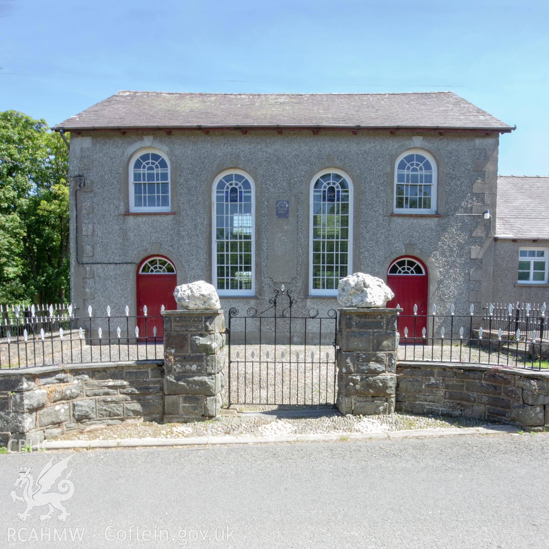 Colour photograph showing front elevation and entrance of Nanternis Welsh Independent Chapel, near New Quay. Photographed by Richard Barrett on 24th June 2018.
