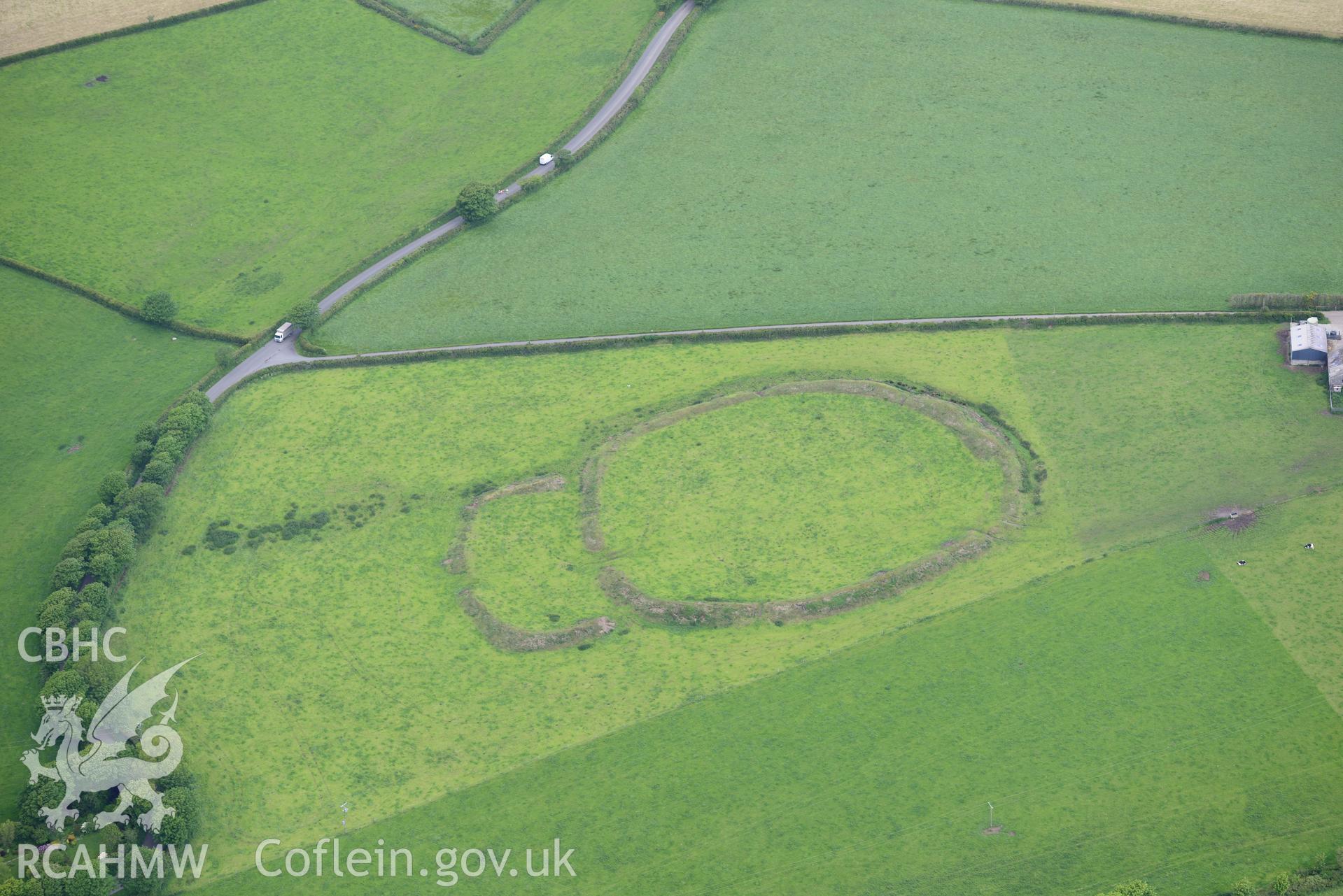 Scollock Rath defended enclosure. Oblique aerial photograph taken during the Royal Commission's programme of archaeological aerial reconnaissance by Toby Driver on 3rd June 2015.