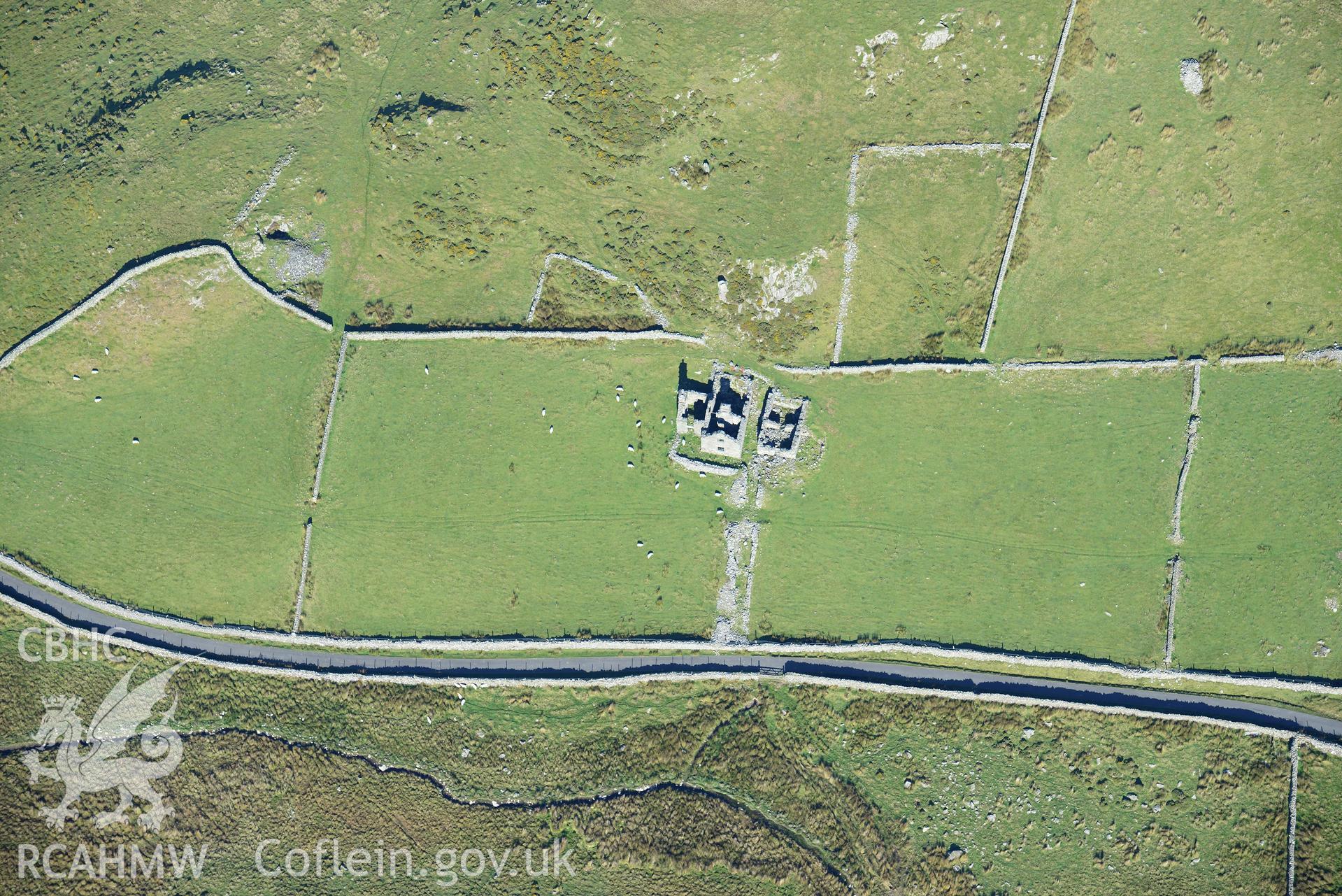 Hafotty fach ruined house, east of Fairbourne, near Cadair Idris. Oblique aerial photograph taken during the Royal Commission's programme of archaeological aerial reconnaissance by Toby Driver on 2nd October 2015.