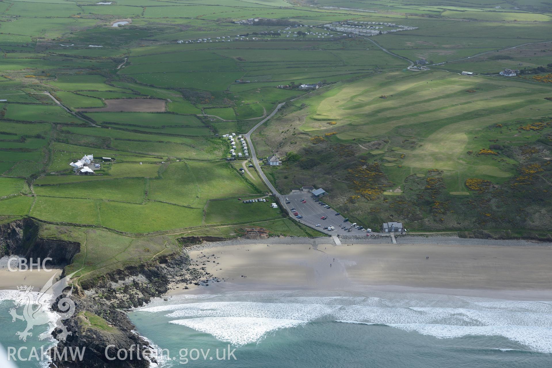 Whitesands Bay or Porth Mawr, near St. Davids. Oblique aerial photograph taken during the Royal Commission's programme of archaeological aerial reconnaissance by Toby Driver on 13th May 2015.