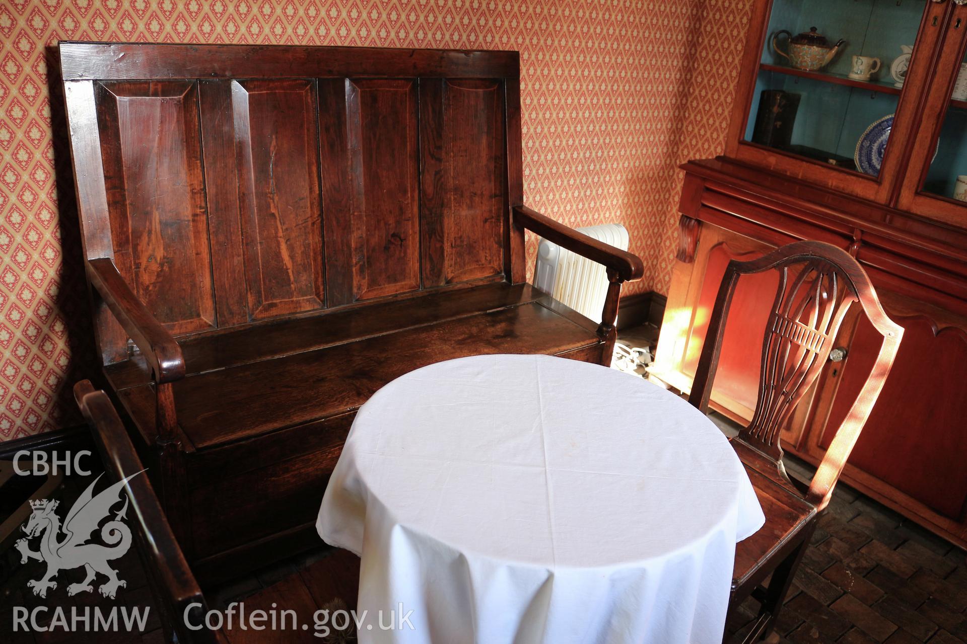 Investigator photographs of Conwy Suspension Bridge Keepers cottage. Interior: sitting room.