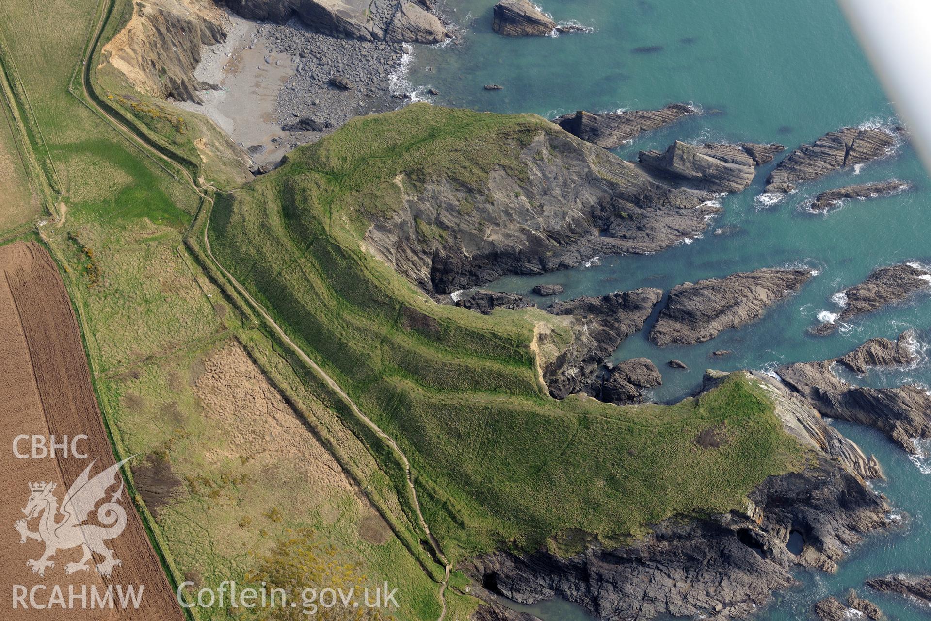 Aerial photography of Porth y Rhaw promontory fort taken on 27th March 2017 for structure from motion recording. Baseline aerial reconnaissance survey for the CHERISH Project. ? Crown: CHERISH PROJECT 2019. Produced with EU funds through the Ireland Wales Co-operation Programme 2014-2020. All material made freely available through the Open Government Licence.