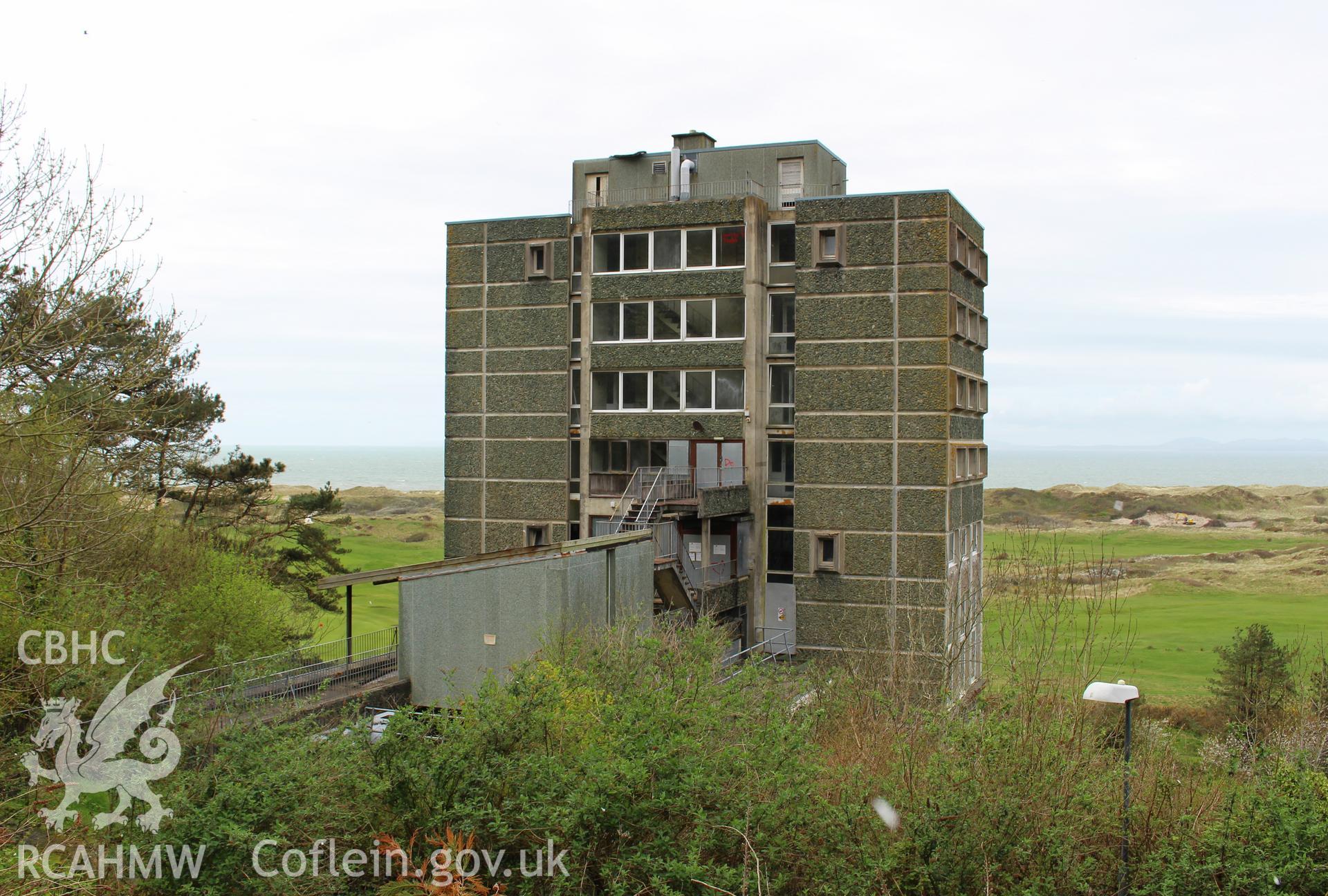 Accommodation block at Coleg Harlech, from east