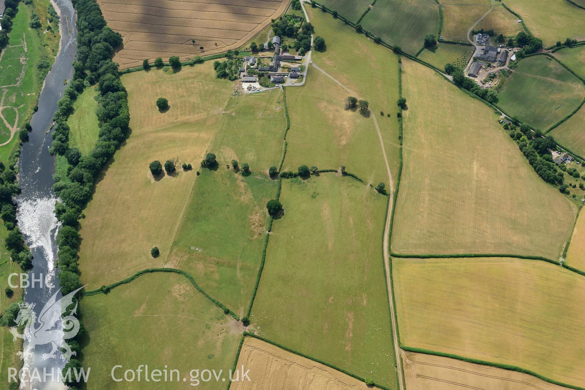 Royal Commission aerial photography of Clyro Roman fort, with parchmarks, taken on 19th July 2018 during the 2018 drought.