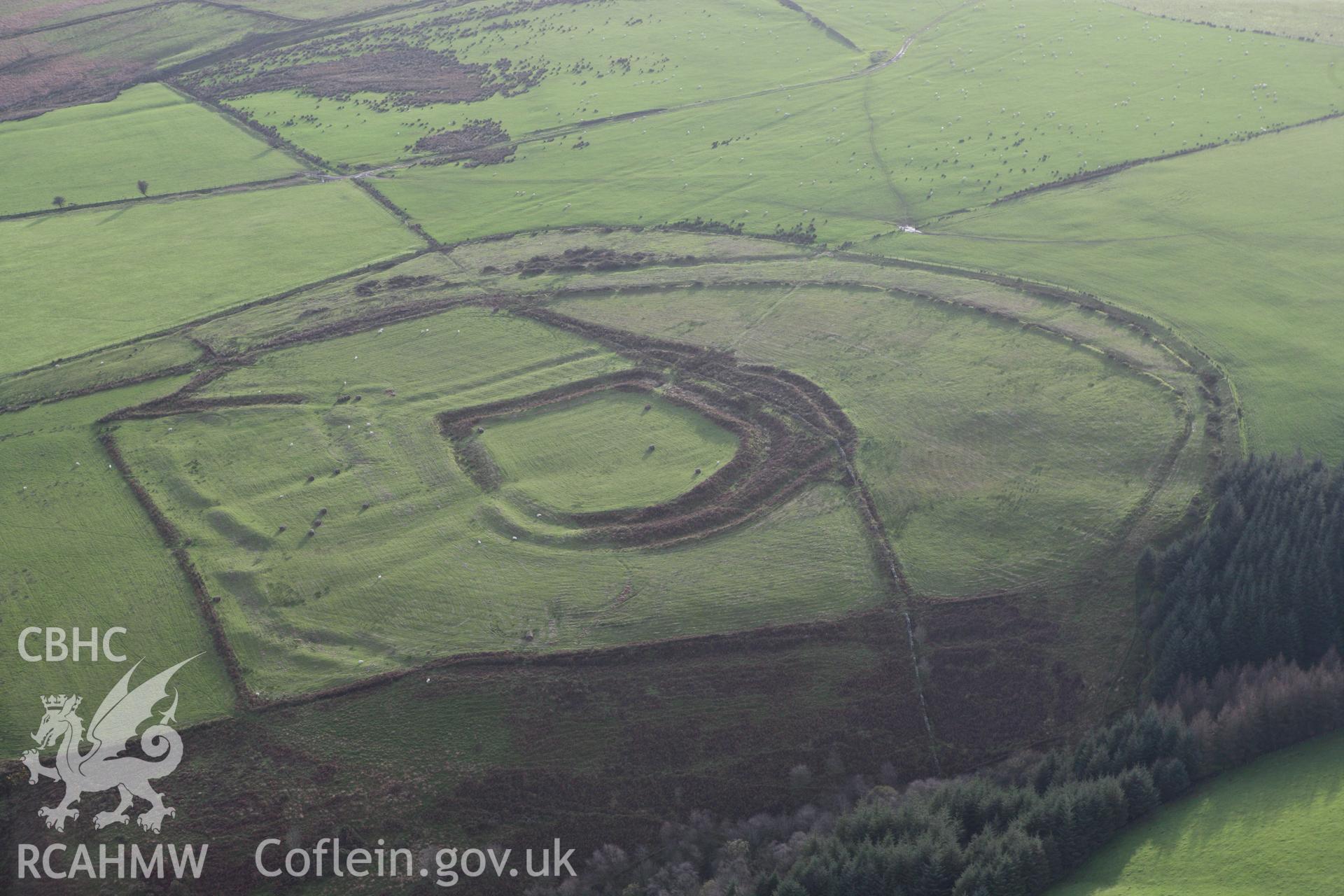 RCAHMW colour oblique photograph of Y Bwlwarcau Hillfort. Taken by Toby Driver on 17/11/2011.