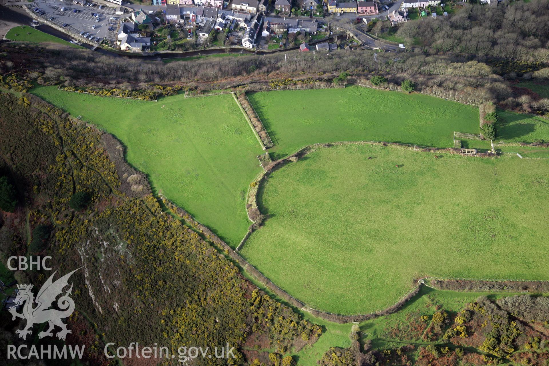 RCAHMW colour oblique photograph of defended enclosure, Solva. Taken by O. Davies & T. Driver on 22/11/2013.