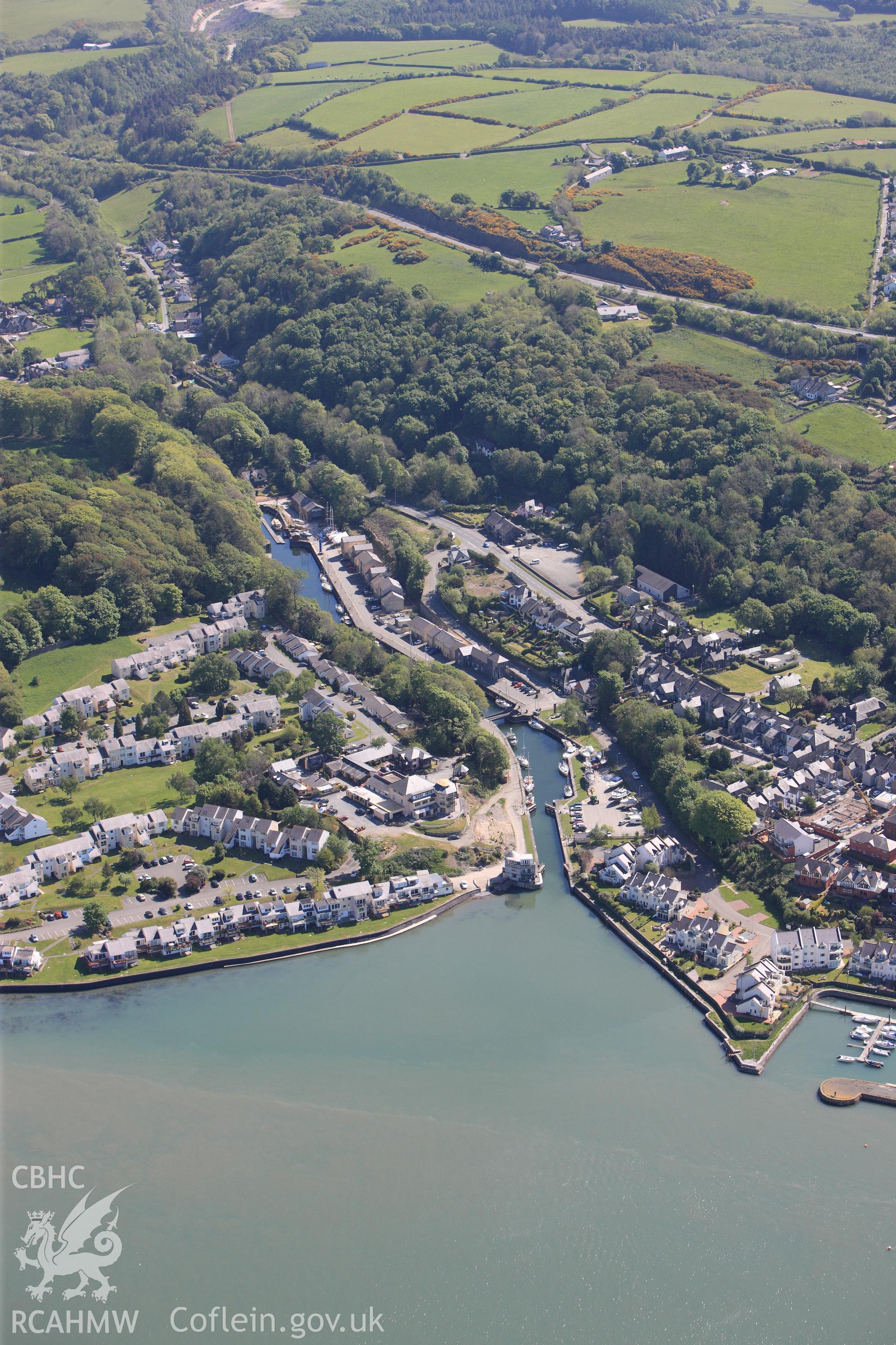 RCAHMW colour oblique photograph of Pont Dinorwic Harbour. Taken by Toby Driver on 03/05/2011.