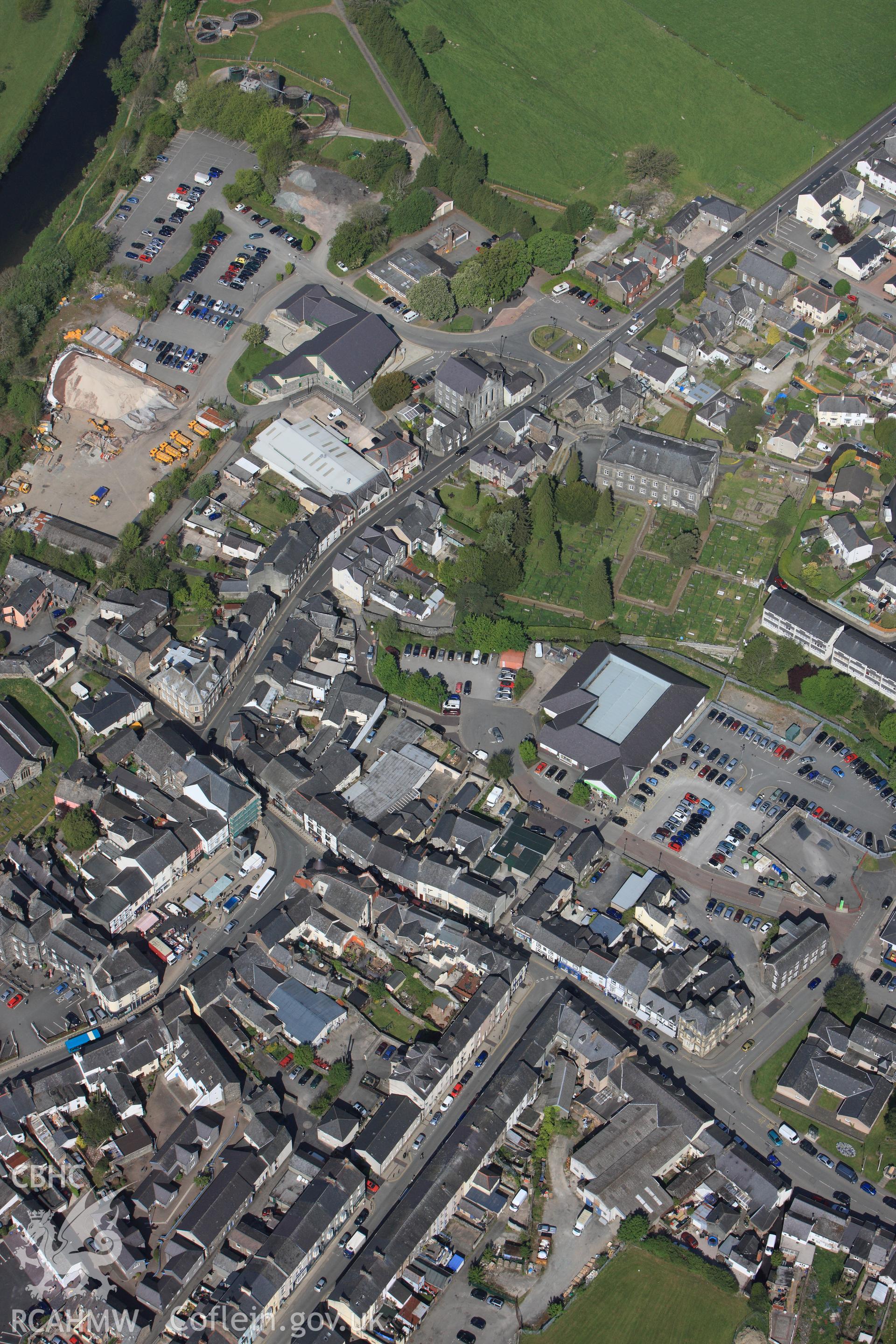 RCAHMW colour oblique photograph of Llanwrst town. Taken by Toby Driver on 03/05/2011.