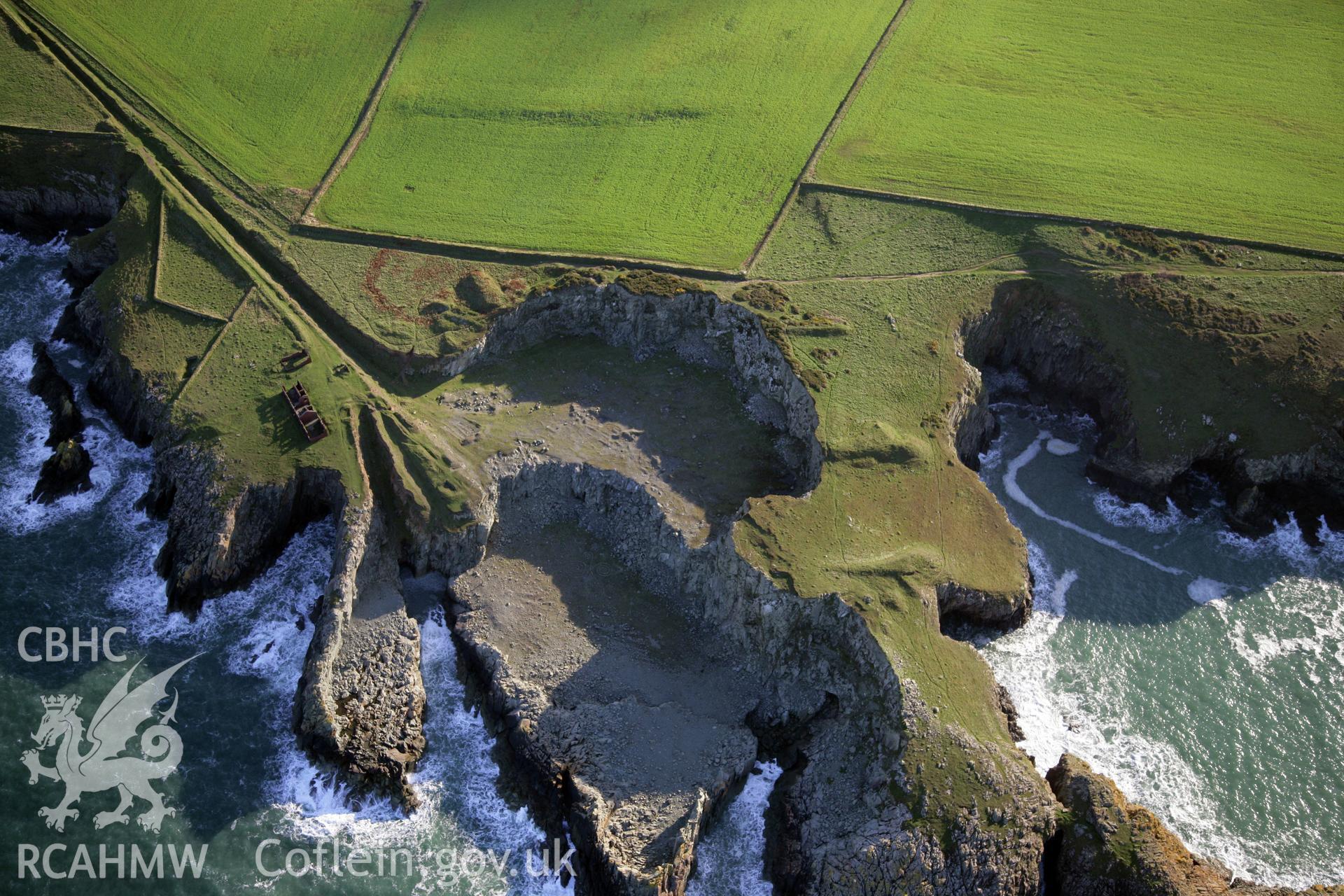 RCAHMW colour oblique photograph of Porth-gain quarries and tramway, viewed from the north. Taken by O. Davies & T. Driver on 22/11/2013.